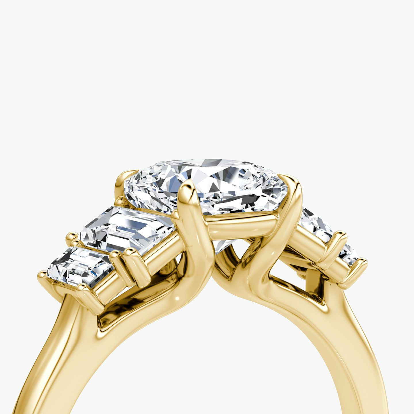 Bague de fiançailles Five Stone Heirloom | Pavé Coussin | 18k | Or jaune 18 carats | Anneau: Simple | Orientation du diamant: vertical | Poids en carats: Voir le stock total