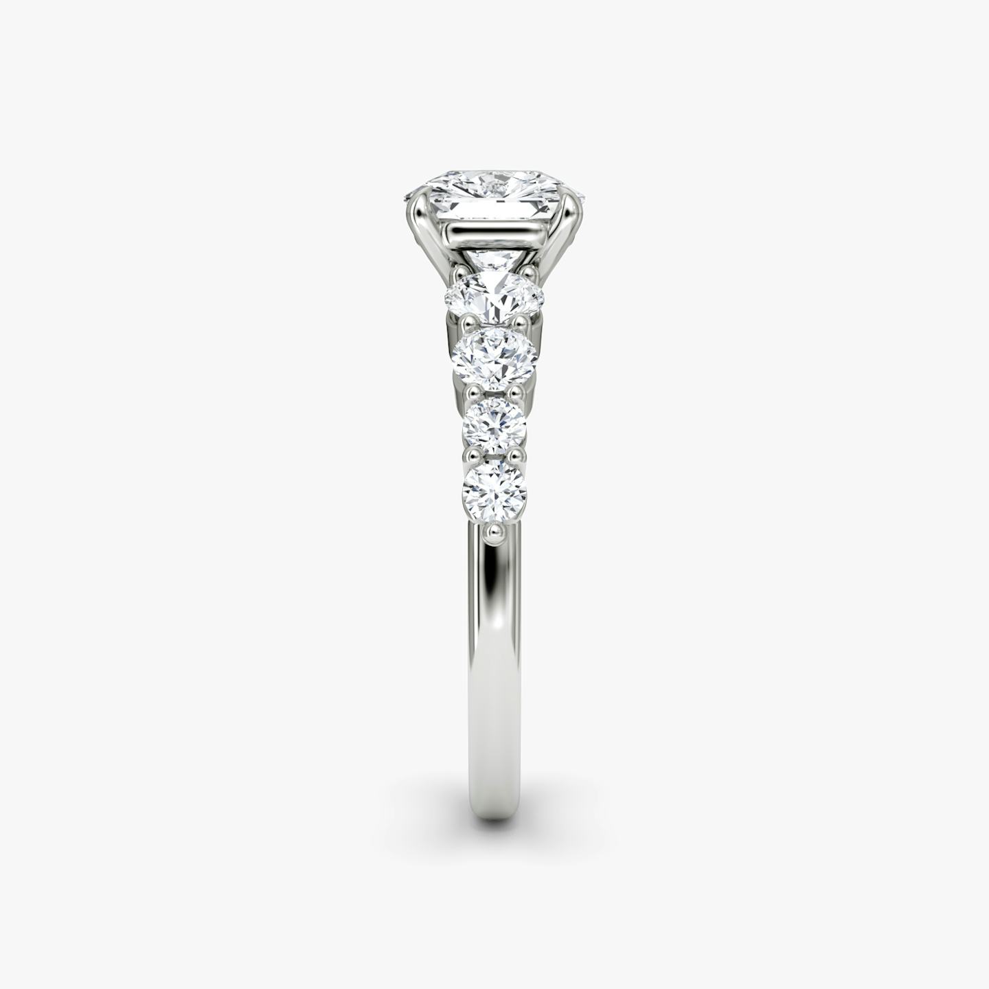 Bague de fiançailles Graduated | Asscher | 18k | Or blanc 18 carats | Orientation du diamant: vertical | Poids en carats: Voir le stock total