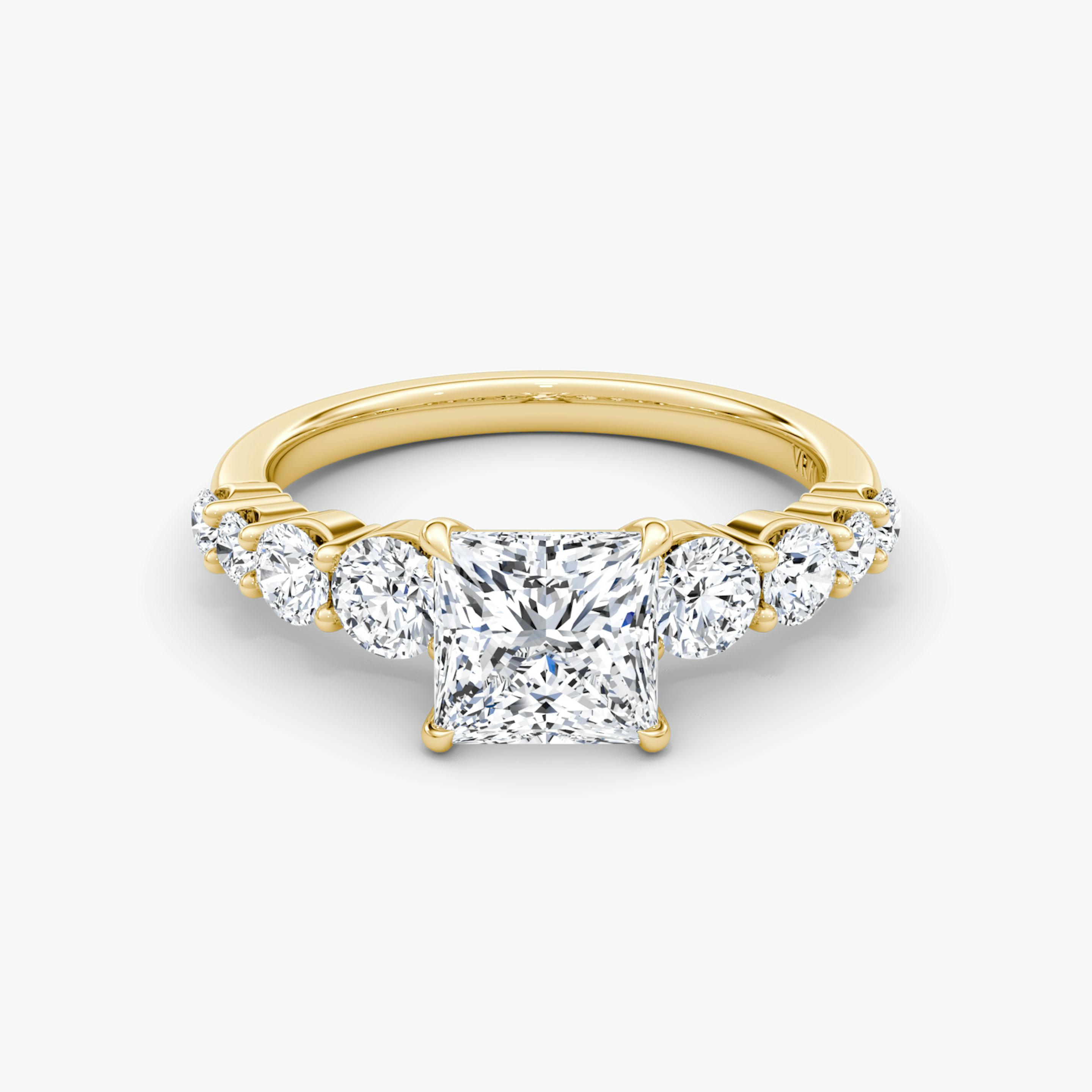 The Graduated Band | Princess | 18k | 18k Yellow Gold | Diamond orientation: vertical | Carat weight: See full inventory