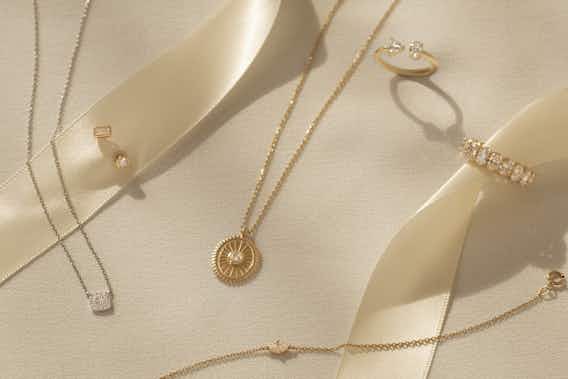 Create New Traditions with These Black Friday Jewelry Gifts