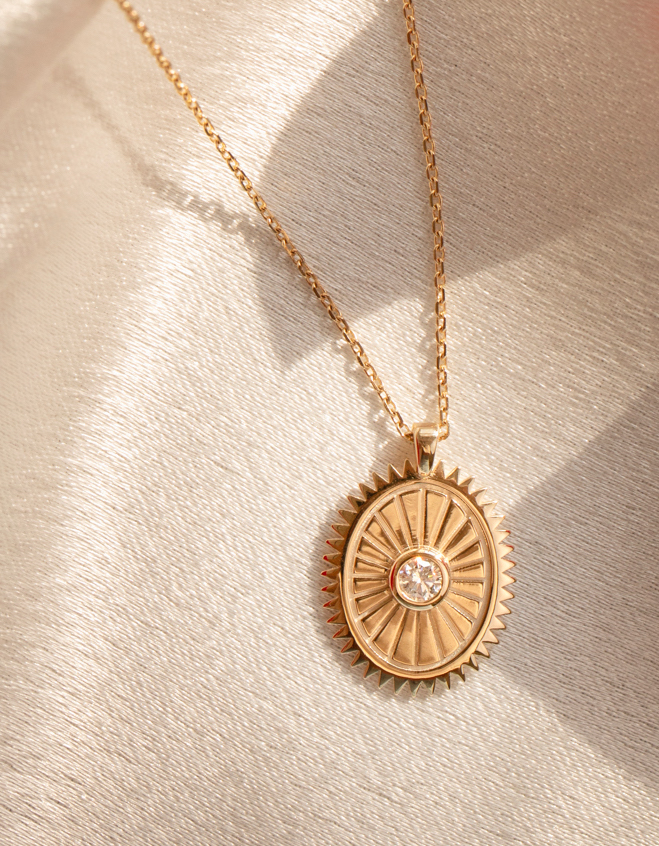Vrai and oro bar necklace discount