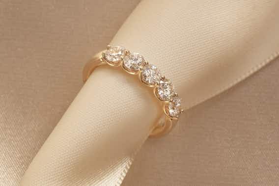 Valentine’s Day Rings for Her & Him: 9 Thoughtful Styles