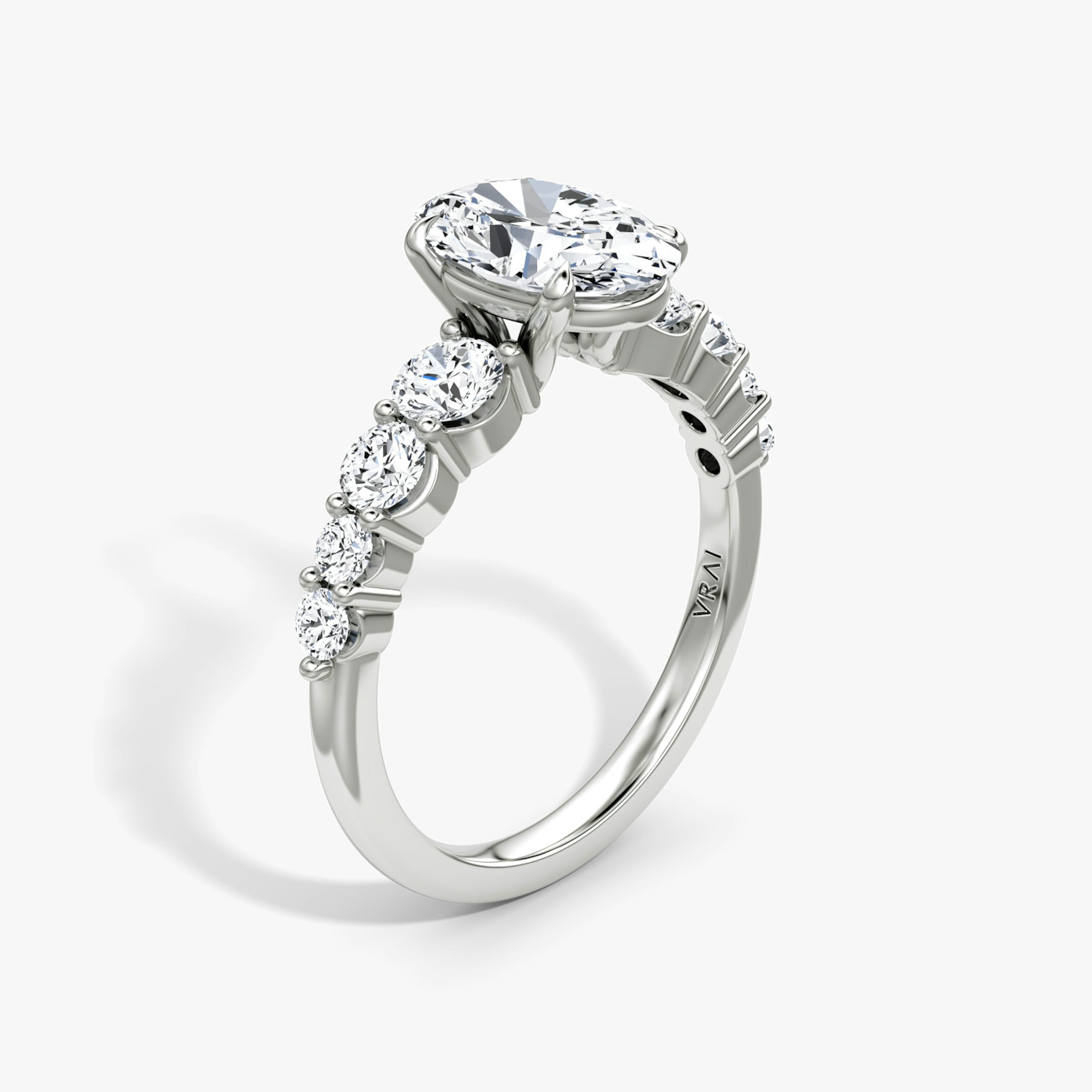 The Graduated Band | Oval | 18k | 18k White Gold | Diamond orientation: vertical | Carat weight: See full inventory