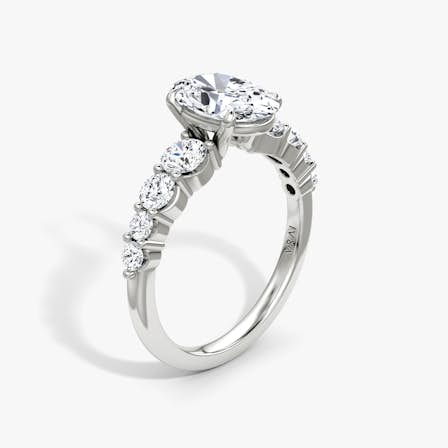 Oval Graduated Ring