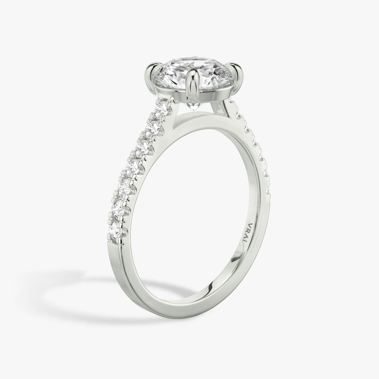 The Cathedral | Round Brilliant | 18k | 18k White Gold | Band: Pavé | Carat weight: 2 | Diamond orientation: vertical