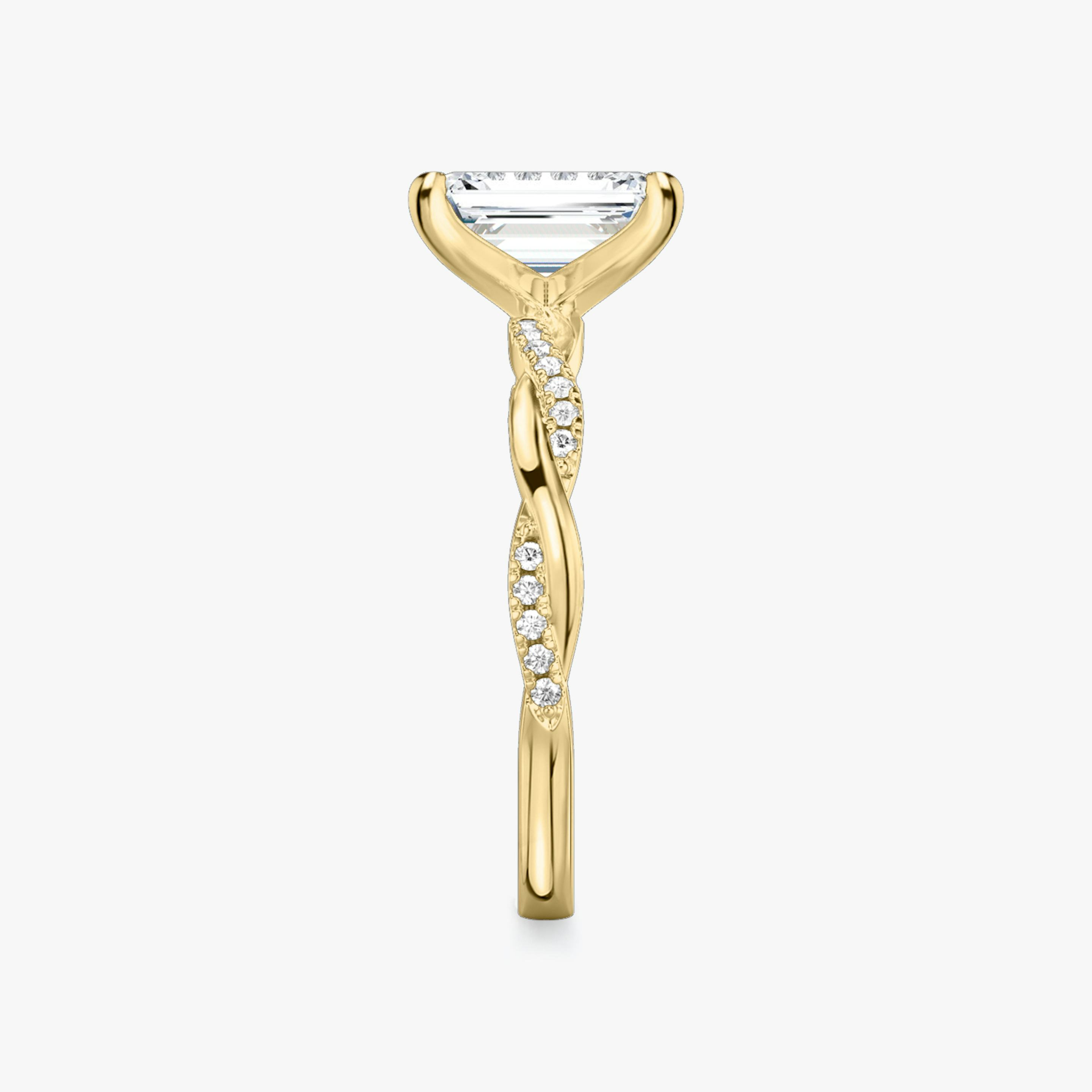 The Twisted Classic | Emerald | 18k | 18k Yellow Gold | Band: Pavé | Diamond orientation: vertical | Carat weight: See full inventory