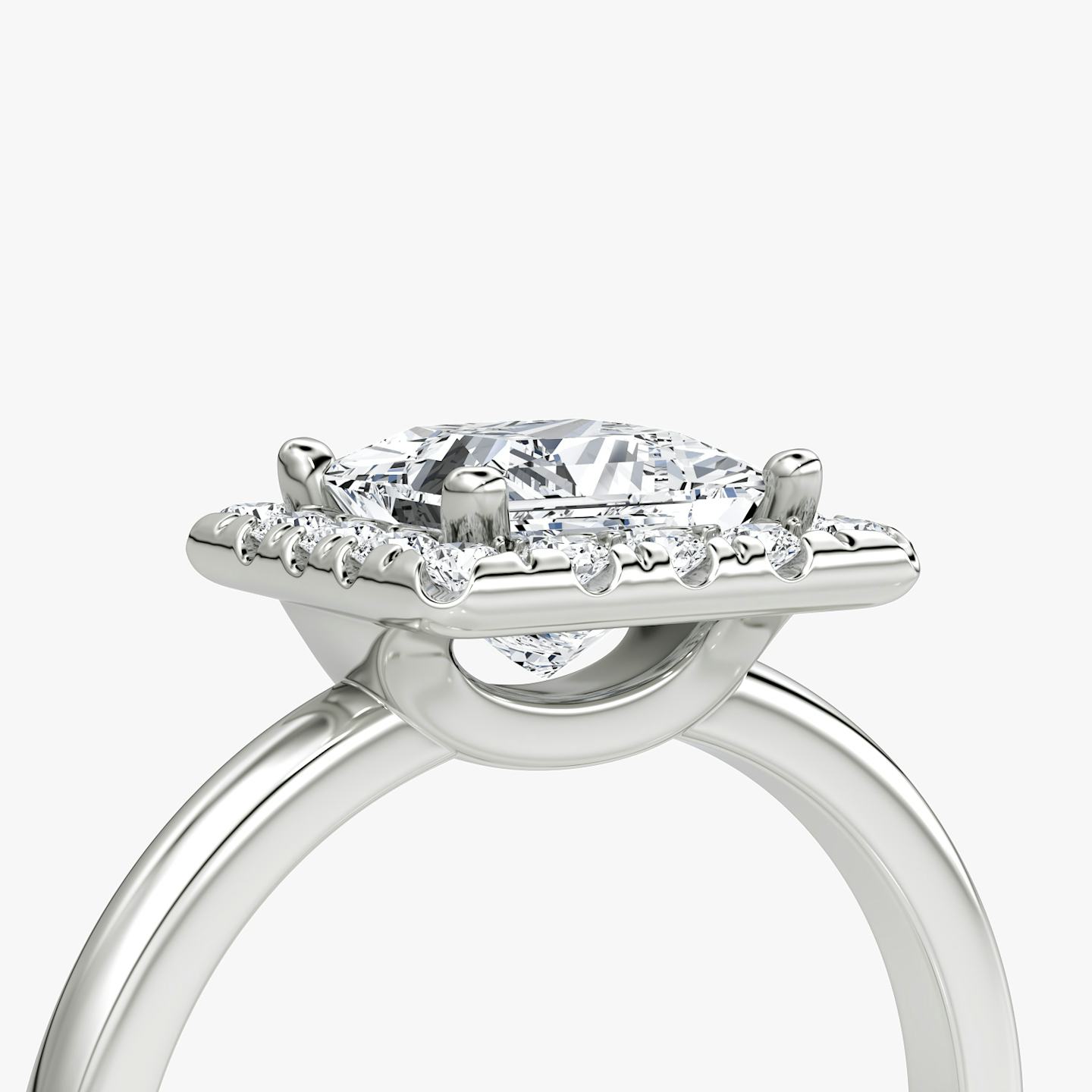 The Halo | Princess | 18k | 18k White Gold | Halo: Large | Band: Plain | Diamond orientation: vertical | Carat weight: See full inventory