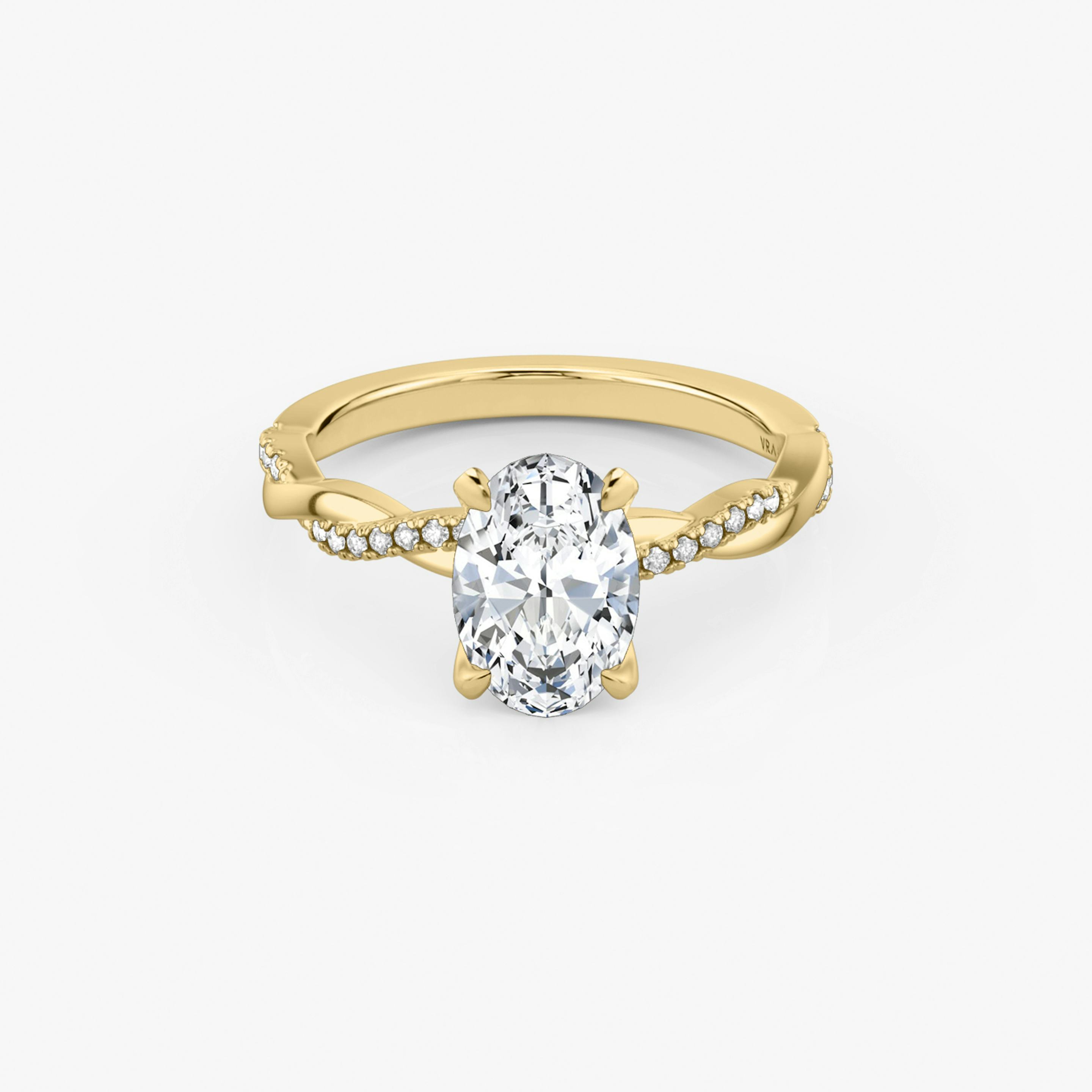 The Twisted Classic | Oval | 18k | 18k Yellow Gold | Band: Pavé | Diamond orientation: vertical | Carat weight: See full inventory