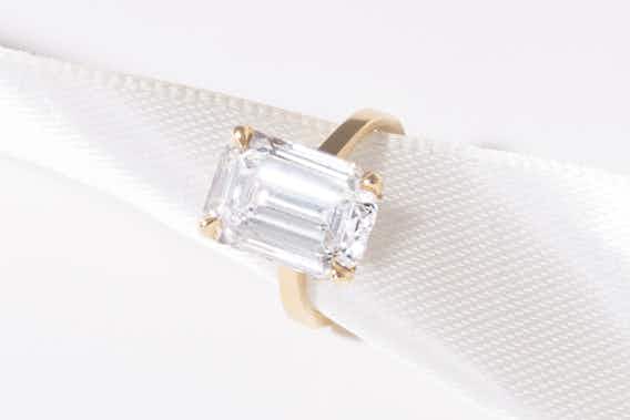 6 Carat Diamond Rings: The Right Carat Weight For You? 