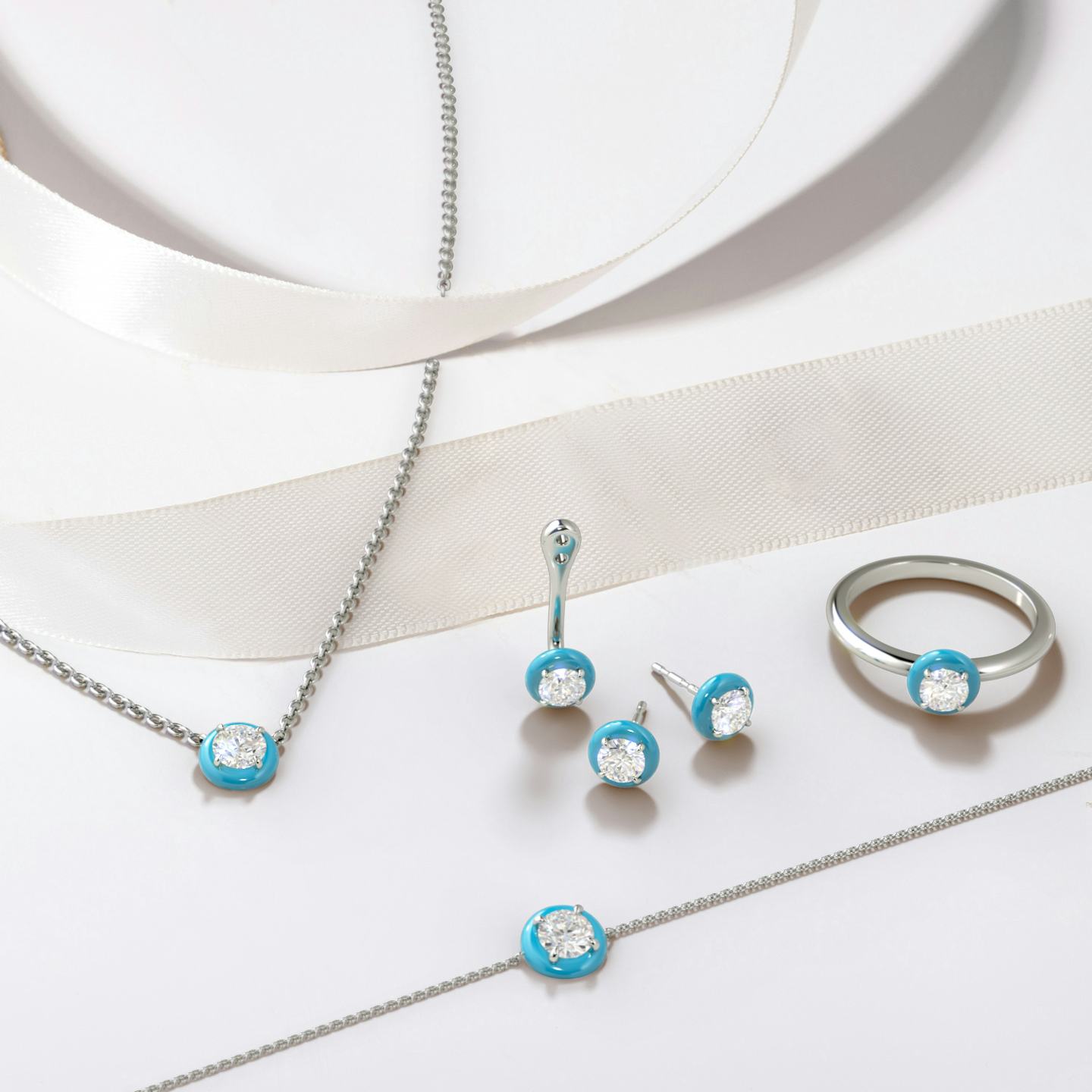 Aura Solitaire Necklace | Round Brilliant | Sterling Silver | Chain length: 16-18 | Ceramic color: Turquoise