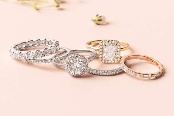 15 Top Wedding Bands For Halo Rings: How To Pair Your Rings
