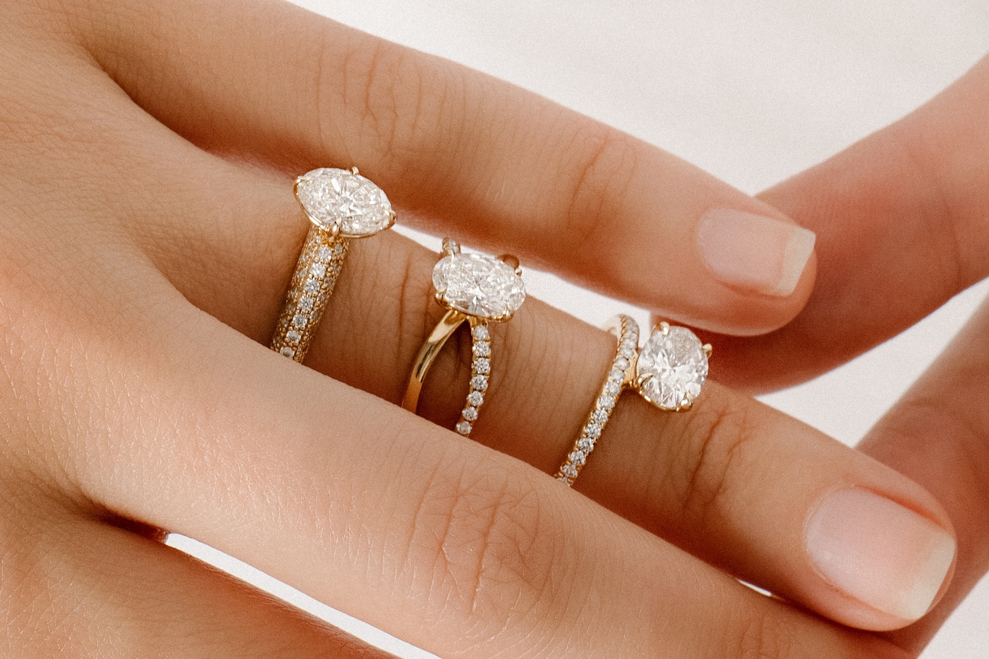 1686341171 featured vintage inspired oval rings vs modern oval rings