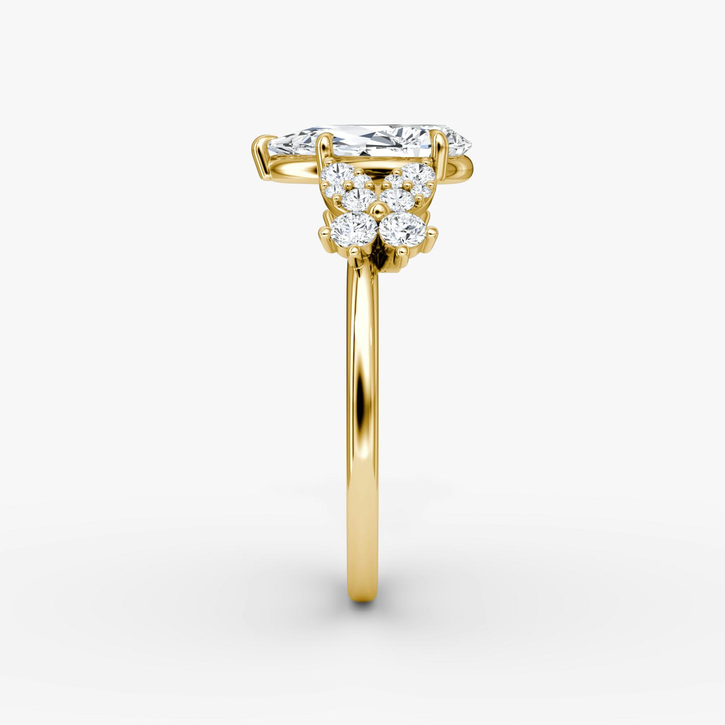 The Signature Floral  | Pear | 18k | 18k Yellow Gold | Band: Plain | Diamond orientation: vertical | Carat weight: See full inventory