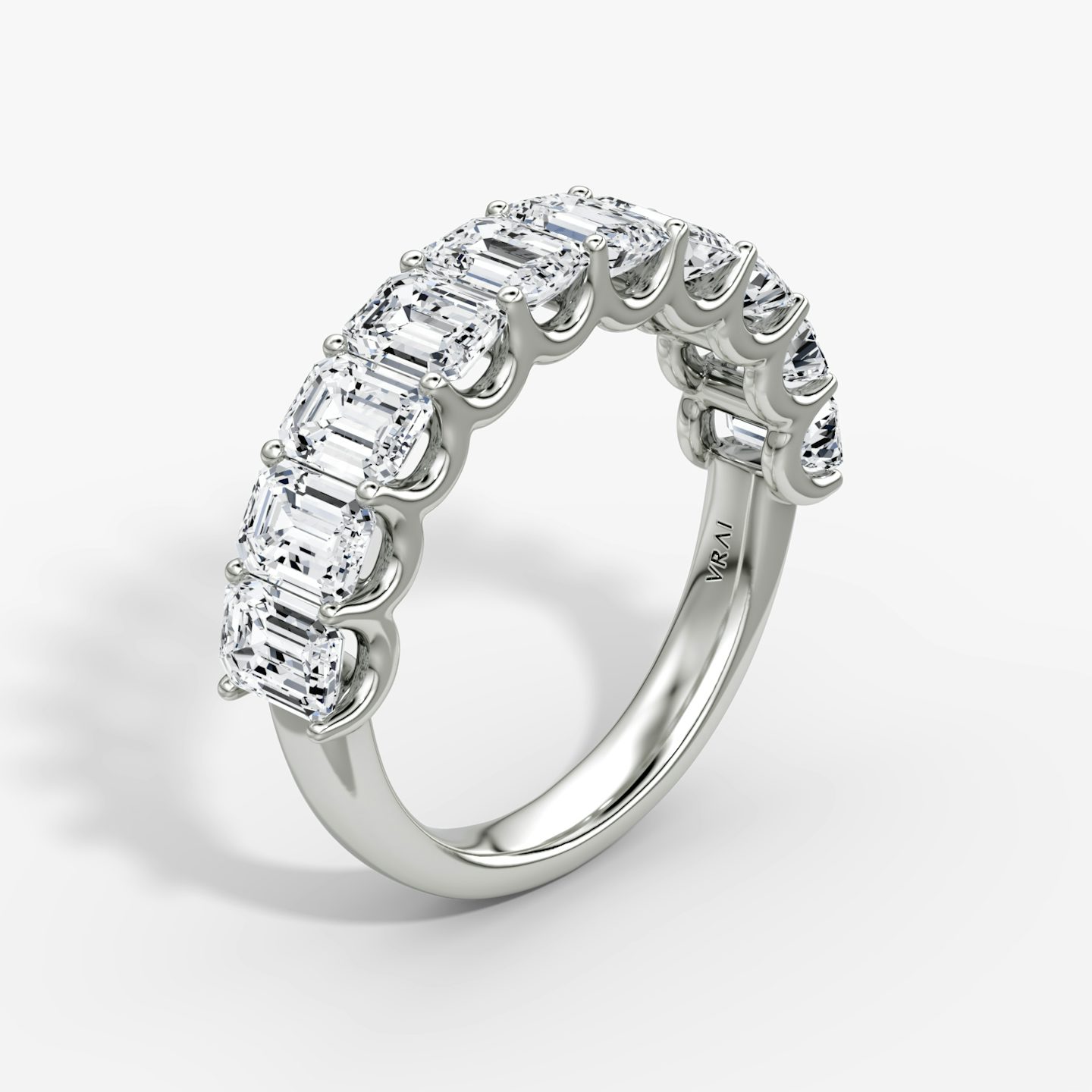 Bague Eternity | Émeraude | 18k | Or blanc 18 carats | Modèle d'anneau: Diamant demi-tour | Poids en carats: 2½
