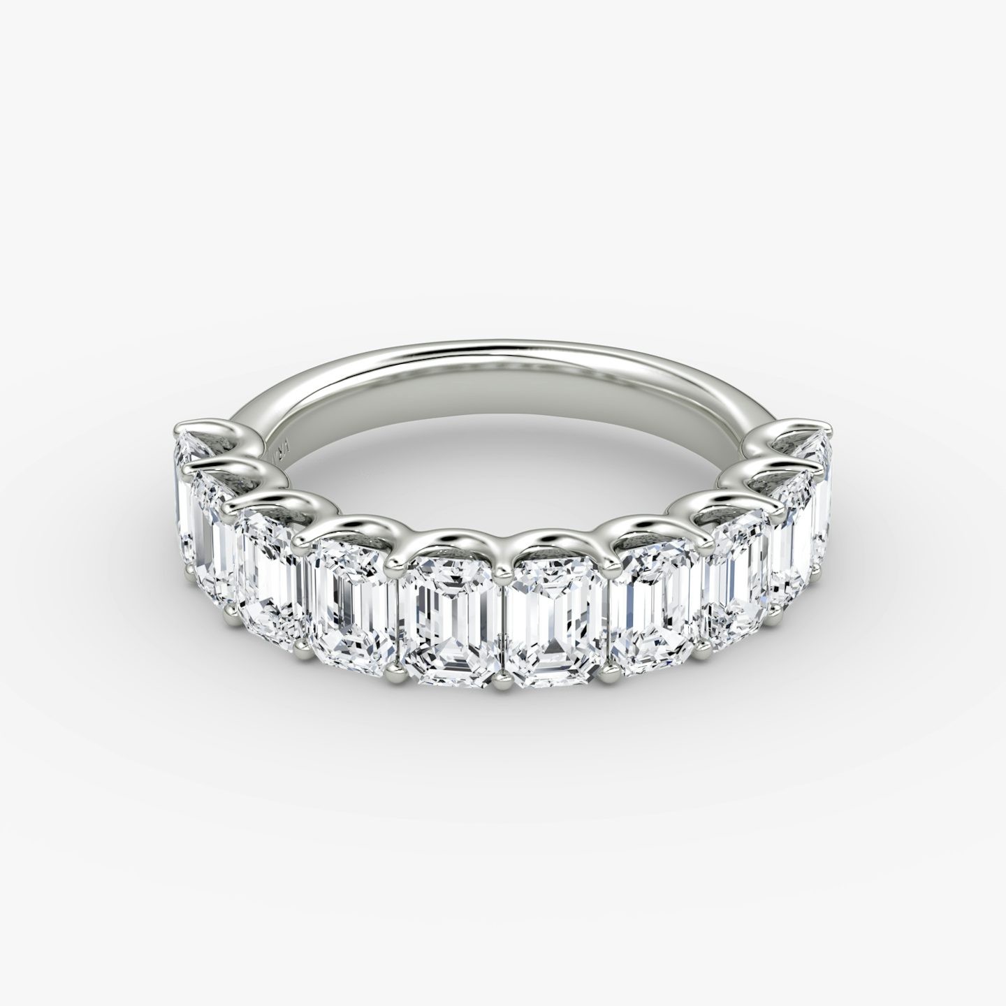 The Eternity Band | Emerald | 18k | 18k White Gold | Band style: Half diamond | Carat weight: 2½