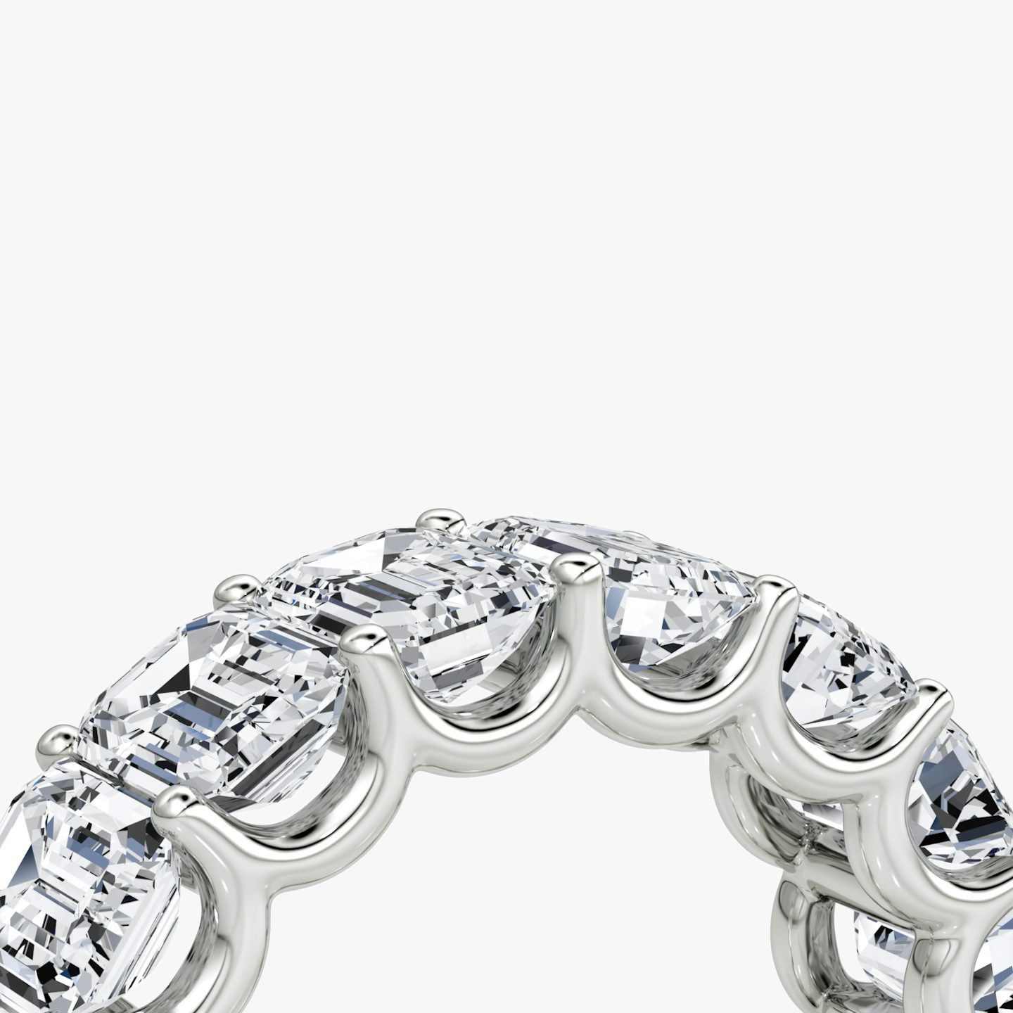 Bague Eternity | Émeraude | 18k | Or blanc 18 carats | Modèle d'anneau: Diamant demi-tour | Poids en carats: 4