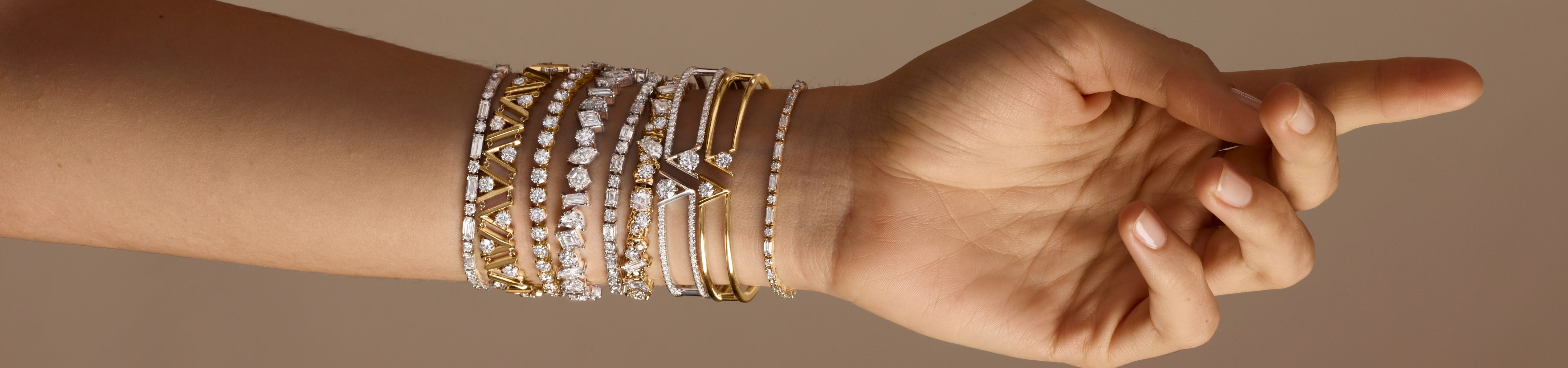 How to Stack Bracelets Guide to Bracelet Stacking I VRAI