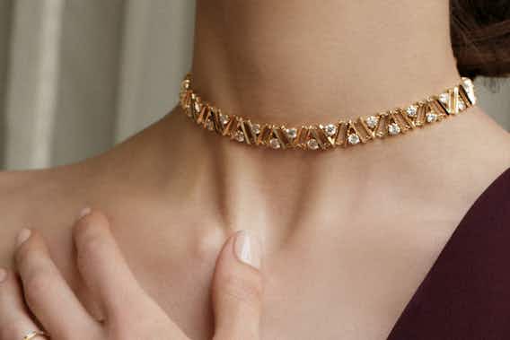 Choker Necklace Guide: How to Wear and Choose the Best Choker For You