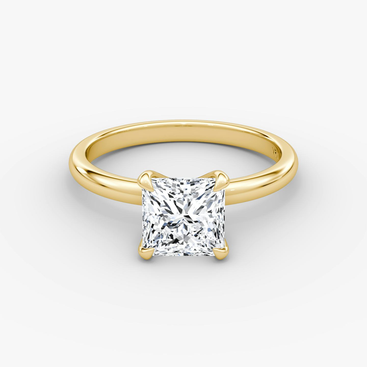 The Classic | Princess | 18k | 18k Yellow Gold | Band width: Large | Band: Plain | Diamond orientation: vertical | Carat weight: See full inventory