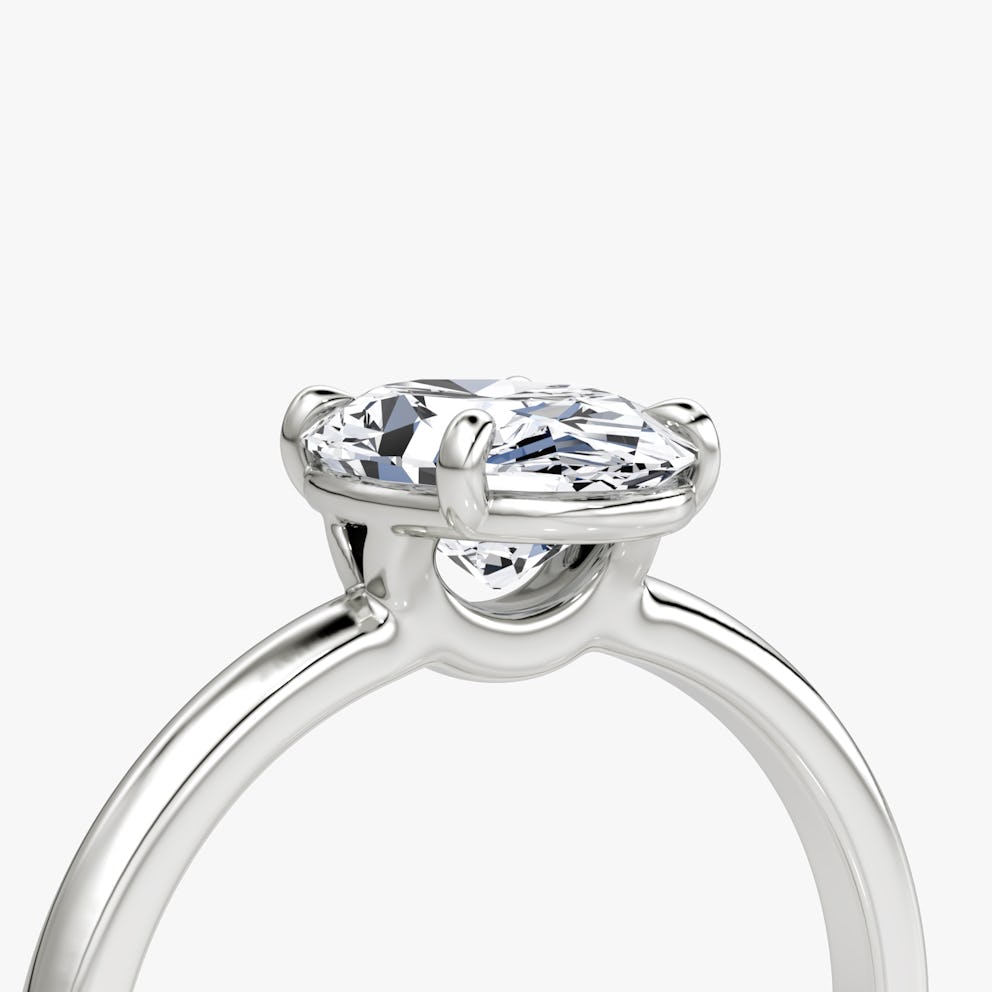 Signature Prong Engagement Ring | VRAI
