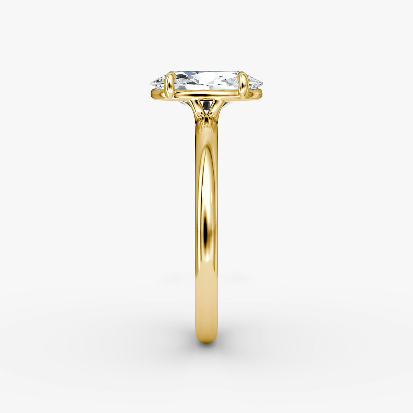 The Signature | Oval | 18k | 18k Yellow Gold | Band: Plain | Band width: Large | Setting style: Plain | Diamond orientation: vertical | Carat weight: See full inventory