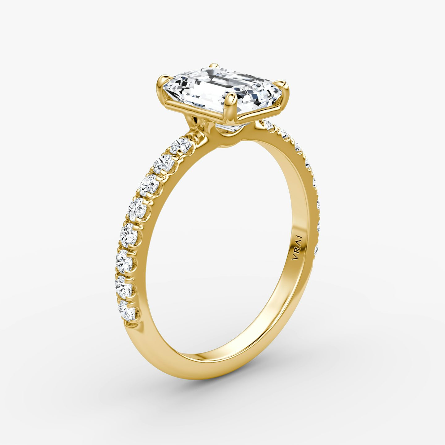 The Signature | Emerald | 18k | 18k Yellow Gold | Band width: Large | Band: Pavé | Setting style: Plain | Diamond orientation: vertical | Carat weight: See full inventory