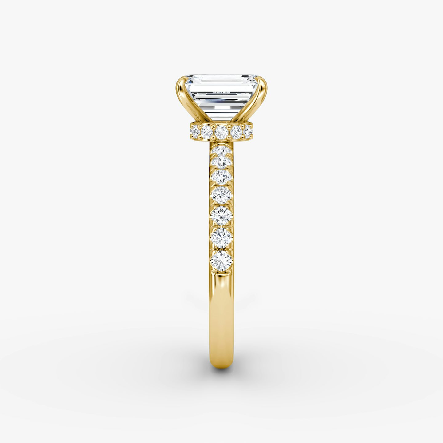 The Veiled Halo | Emerald | 18k | 18k Yellow Gold | Band: Pavé | Diamond orientation: vertical | Carat weight: See full inventory