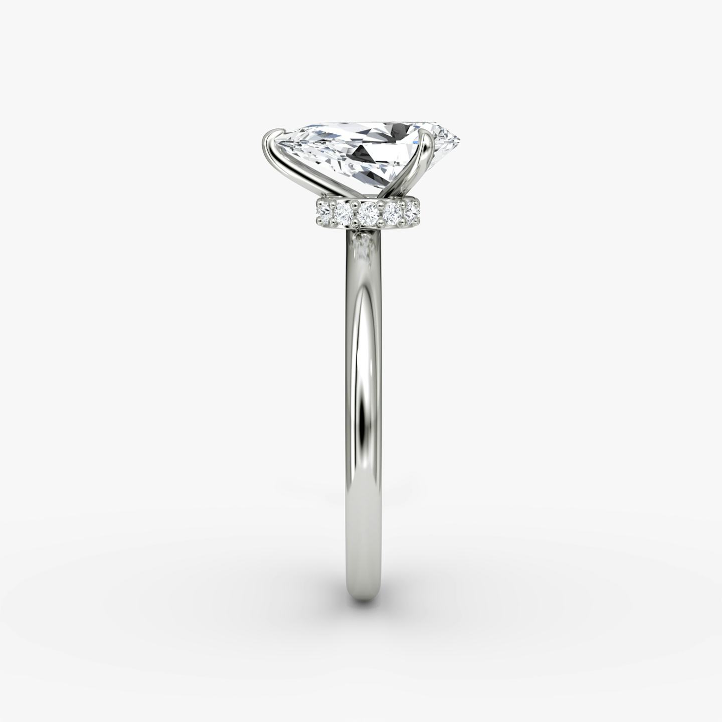 The Veiled Halo | Pear | 18k | 18k White Gold | Band: Plain | Diamond orientation: vertical | Carat weight: See full inventory