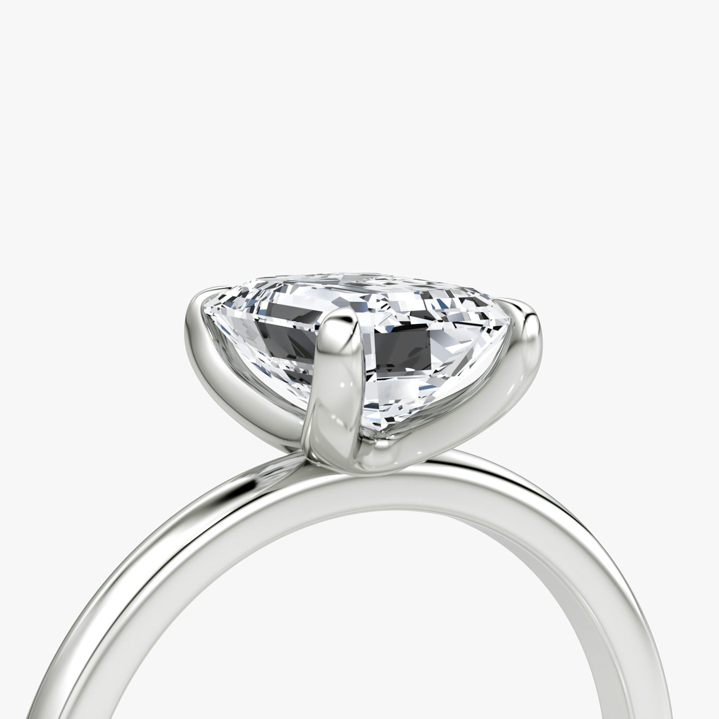 Classic | Emerald | 18k | 18k Weißgold | Ringbreite: Standard | Ring: Schlicht | Diamantausrichtung: vertical | Karatgewicht: Gesamtbestand ansehen