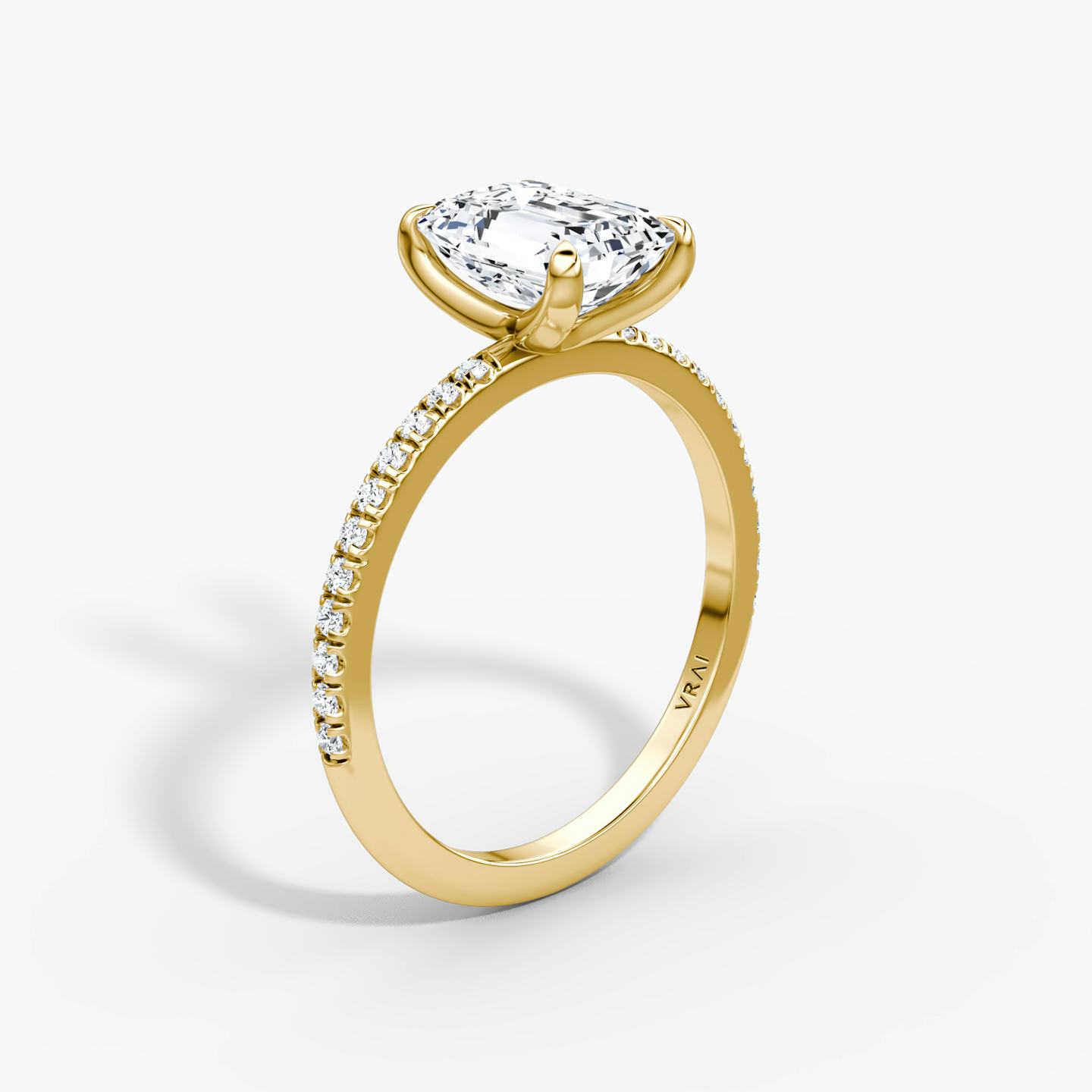 The Classic | Emerald | 18k | 18k Yellow Gold | Band width: Standard | Band: Pavé | Diamond orientation: vertical | Carat weight: See full inventory