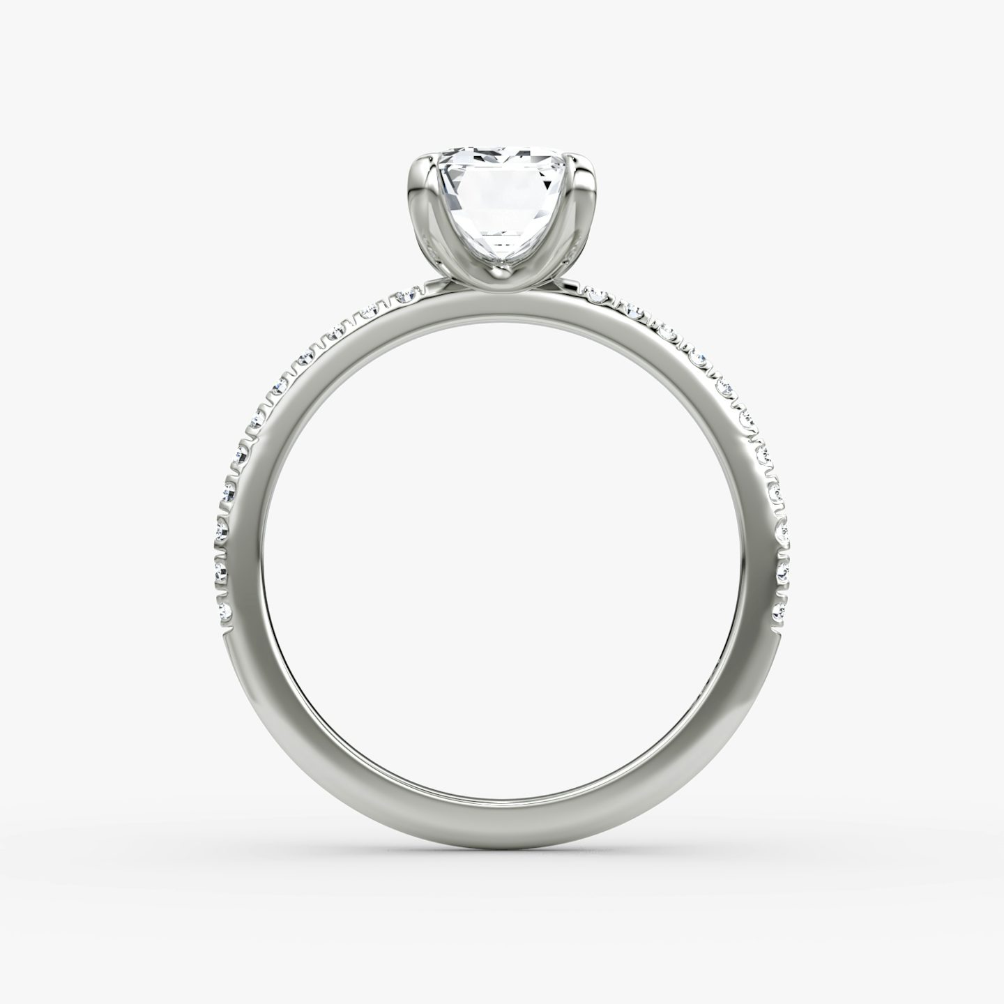 Classic | Emerald | 18k | 18k Weißgold | Ringbreite: Standard | Ring: Pavé | Diamantausrichtung: vertical | Karatgewicht: Gesamtbestand ansehen
