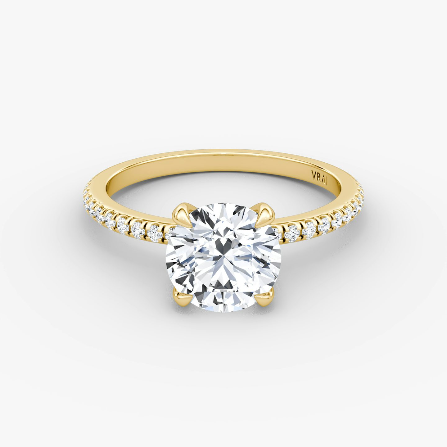 Bague de fiançailles Classic | Rond Brillant | 18k | Or jaune 18 carats | Largeur de l'anneau: Standard | Anneau: Pavé | Poids en carats: 1 | Orientation du diamant: vertical