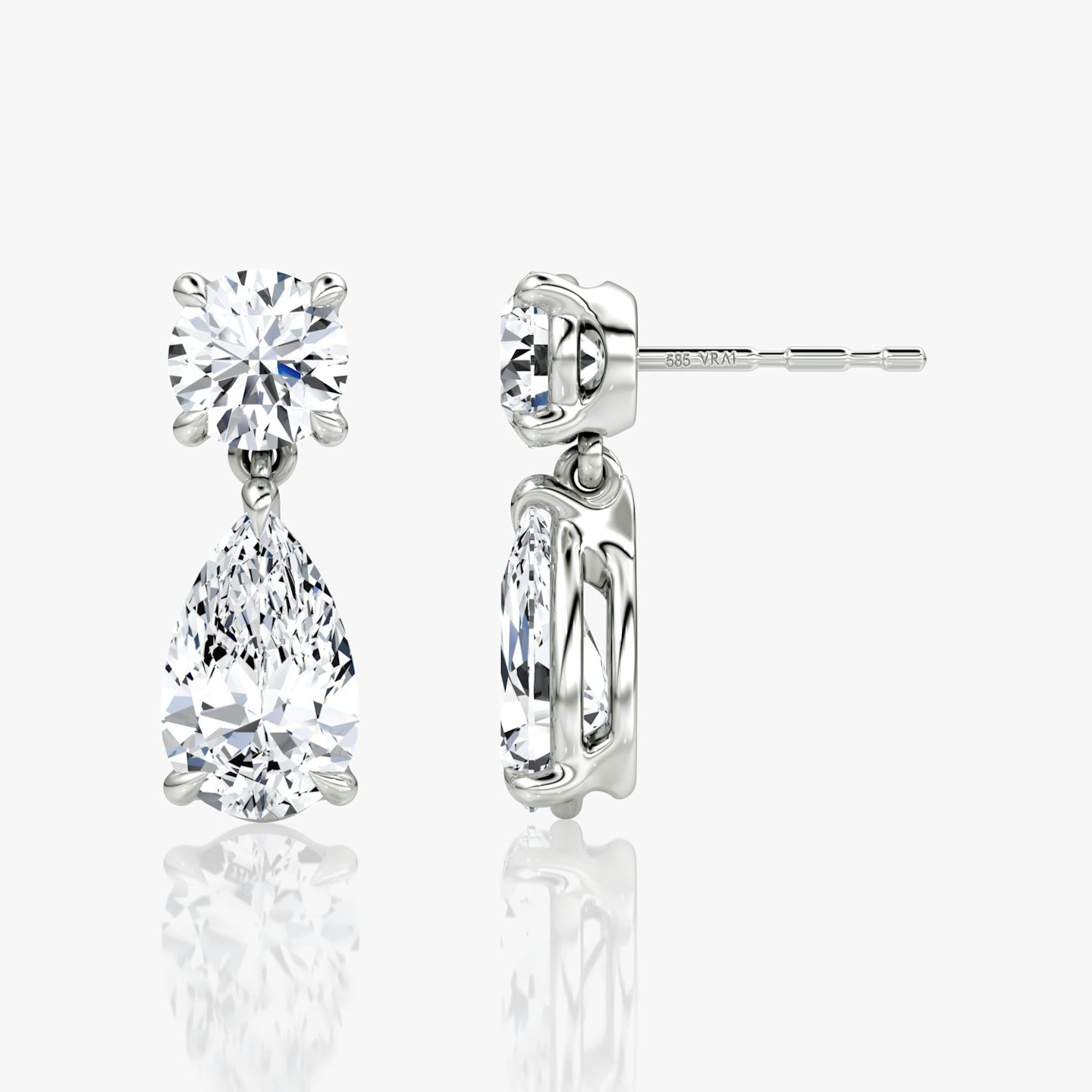 Boucles d'oreilles pendantes Signature Duo | Rond brillant et Poire | 14k | Or blanc 18 carats | Poids en carats: 1½