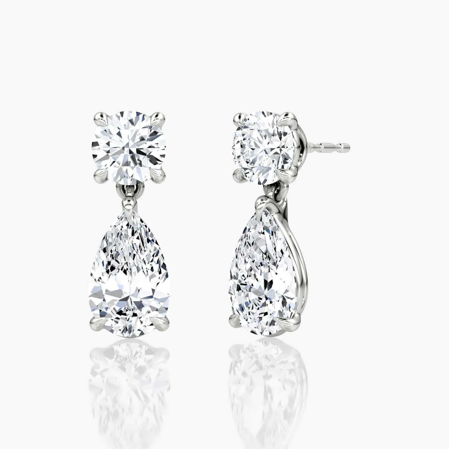 Boucles d'oreilles pendantes Signature Duo | Rond brillant et Poire | 14k | Or blanc 18 carats | Poids en carats: 1½