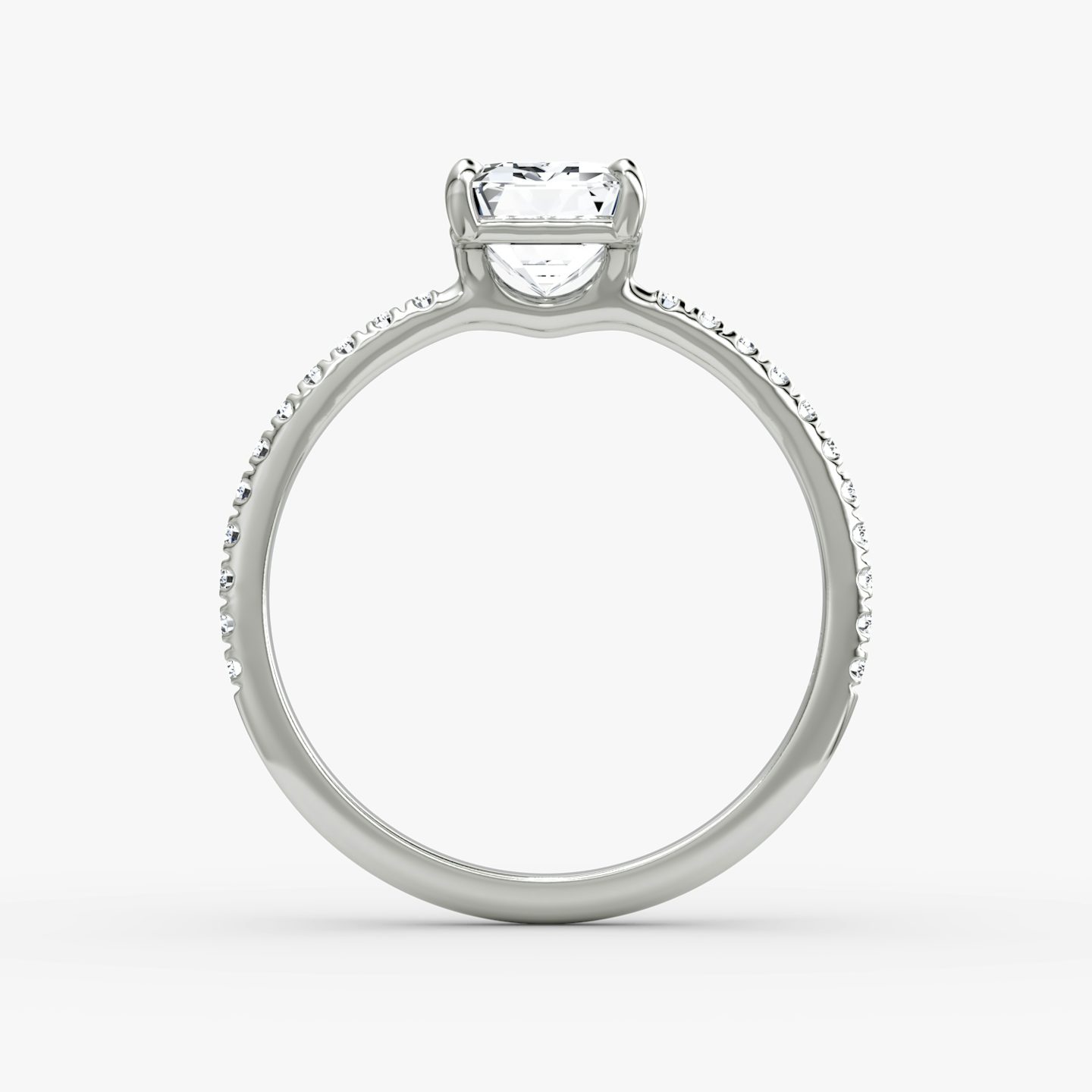 Signature | Emerald | Platin | Ringbreite: Standard | Ring: Pavé | Fassung: Schlicht | Diamantausrichtung: vertical | Karatgewicht: Gesamtbestand ansehen
