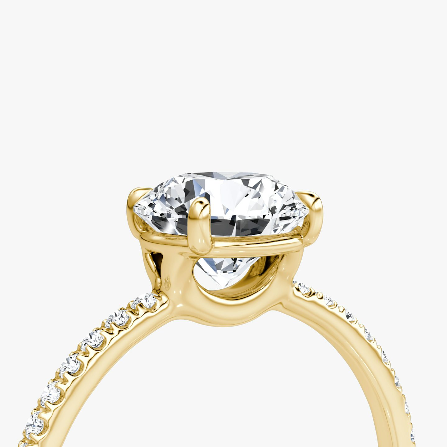 The Signature | Round Brilliant | 18k | 18k Yellow Gold | Band: Pavé | Band width: Standard | Carat weight: See full inventory | Setting style: Plain | Diamond orientation: vertical