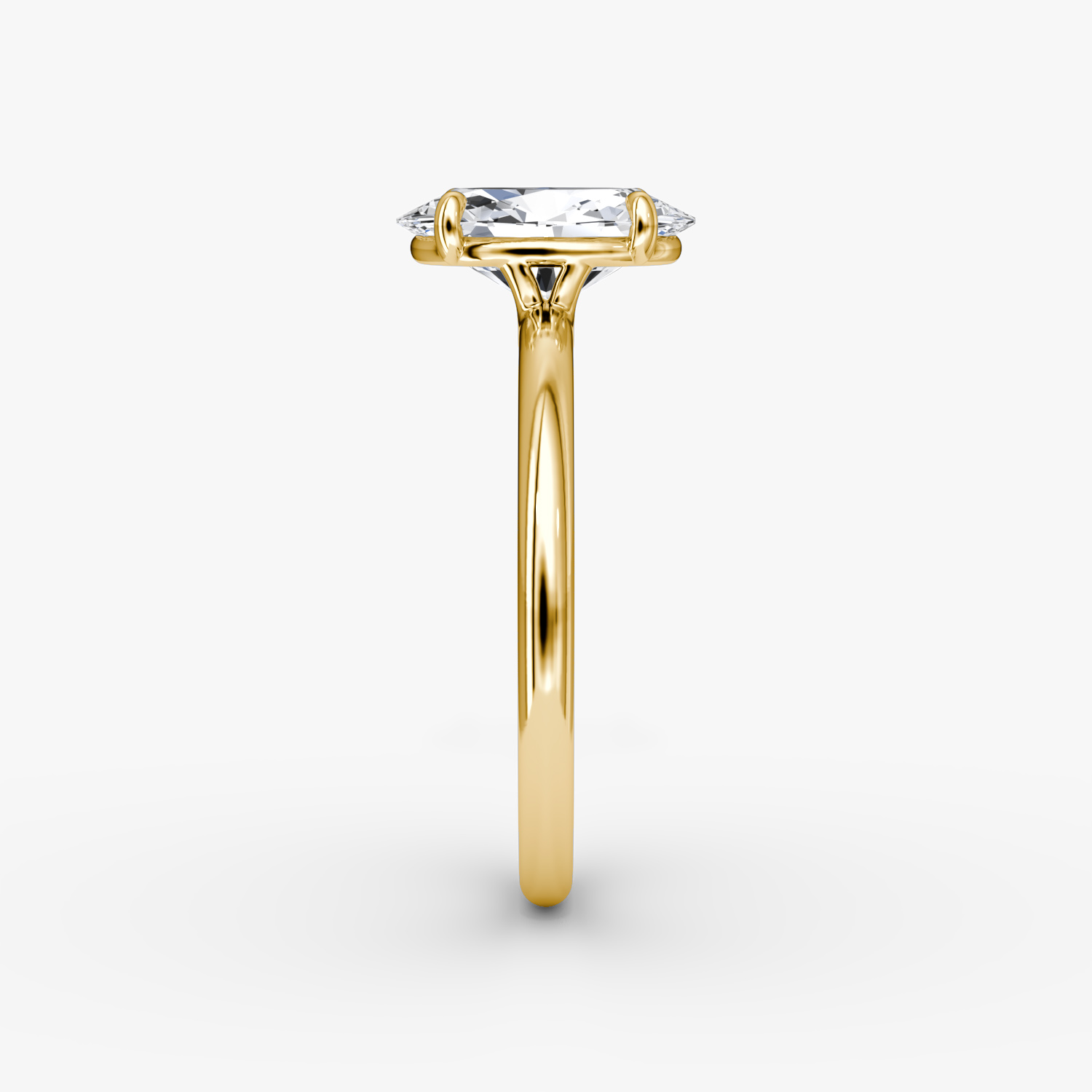 The Signature Oval Engagement Ring in Yellow gold VRAI
