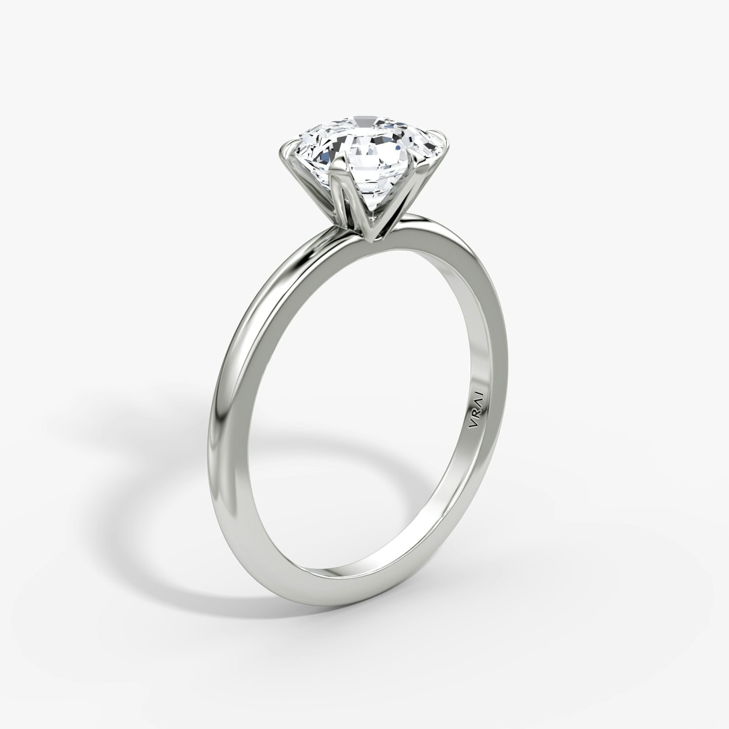 V | Asscher | 18k | Oro blanco de 18 quilates | Banda: Simple | Orientación de diamante: vertical | Peso en quilates: Ver stock total