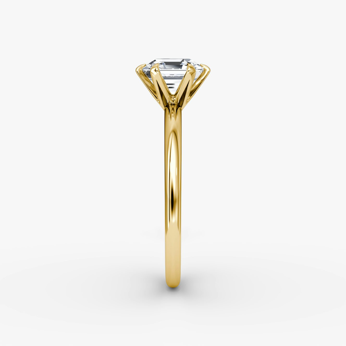 The V | Asscher | 18k | 18k Yellow Gold | Band: Plain | Diamond orientation: vertical | Carat weight: See full inventory
