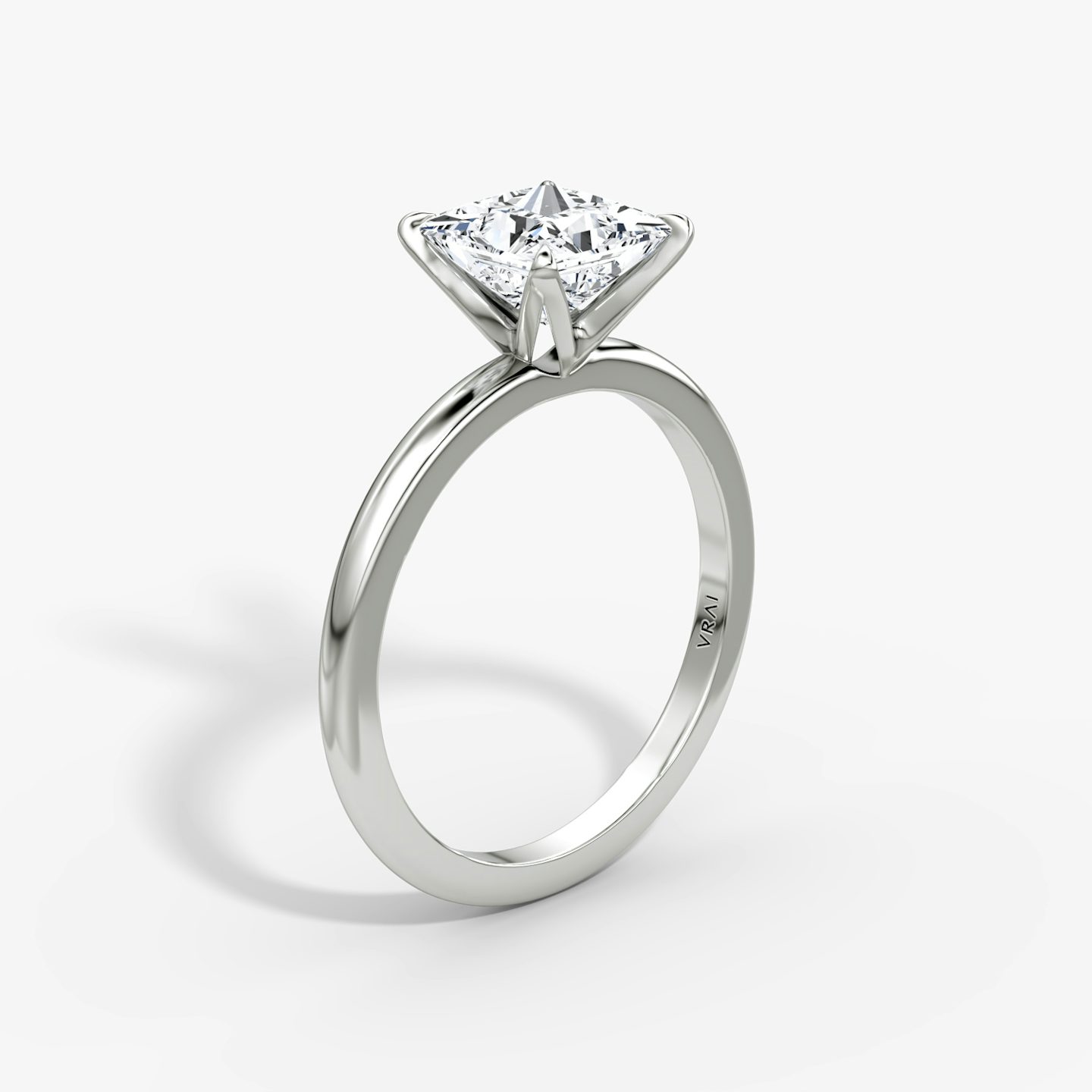 V | Princesse | 18k | Or blanc 18 carats | Anneau: Simple | Orientation du diamant: vertical | Poids en carats: Voir le stock total