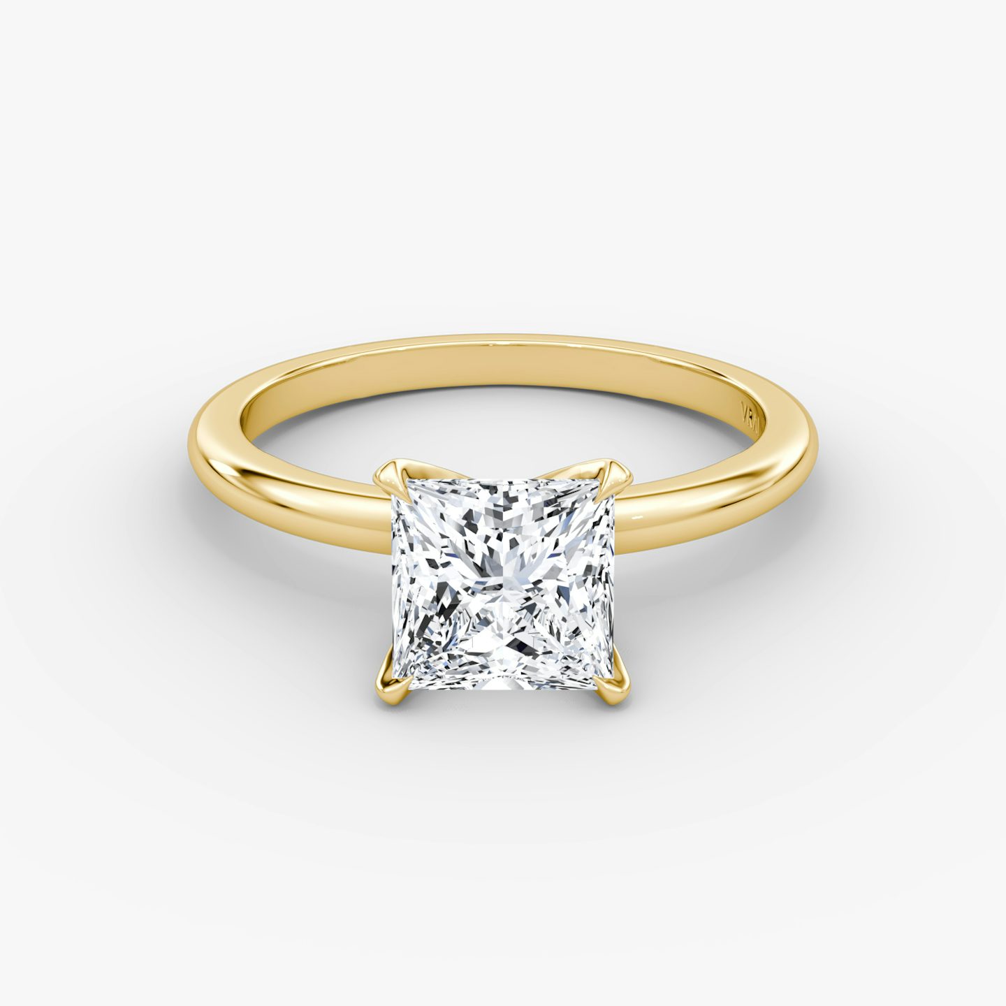 V | Princesa | 18k | Oro amarillo de 18 quilates | Banda: Simple | Orientación de diamante: vertical | Peso en quilates: Ver stock total