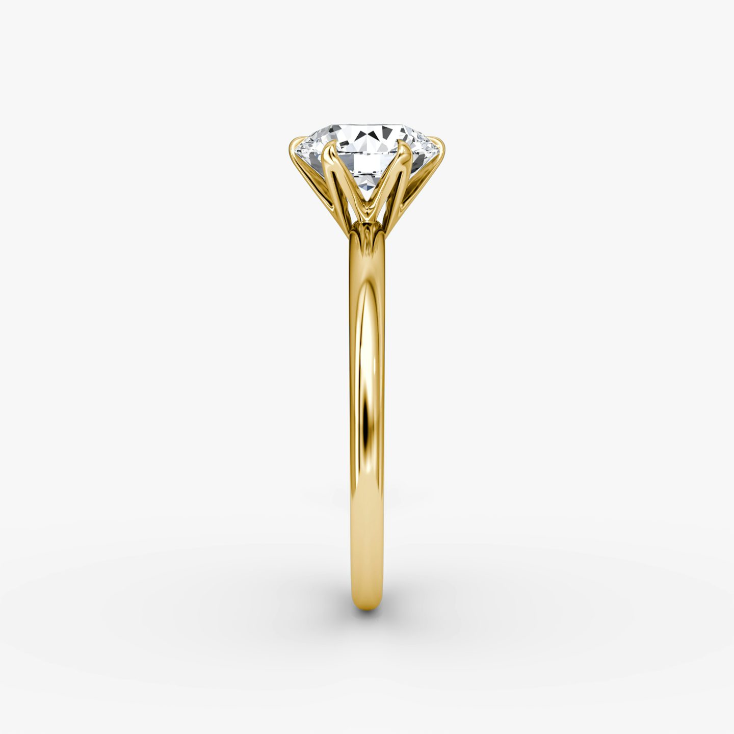 V | Rond Brillant | 18k | Or jaune 18 carats | Anneau: Simple | Poids en carats: Voir le stock total | Orientation du diamant: vertical