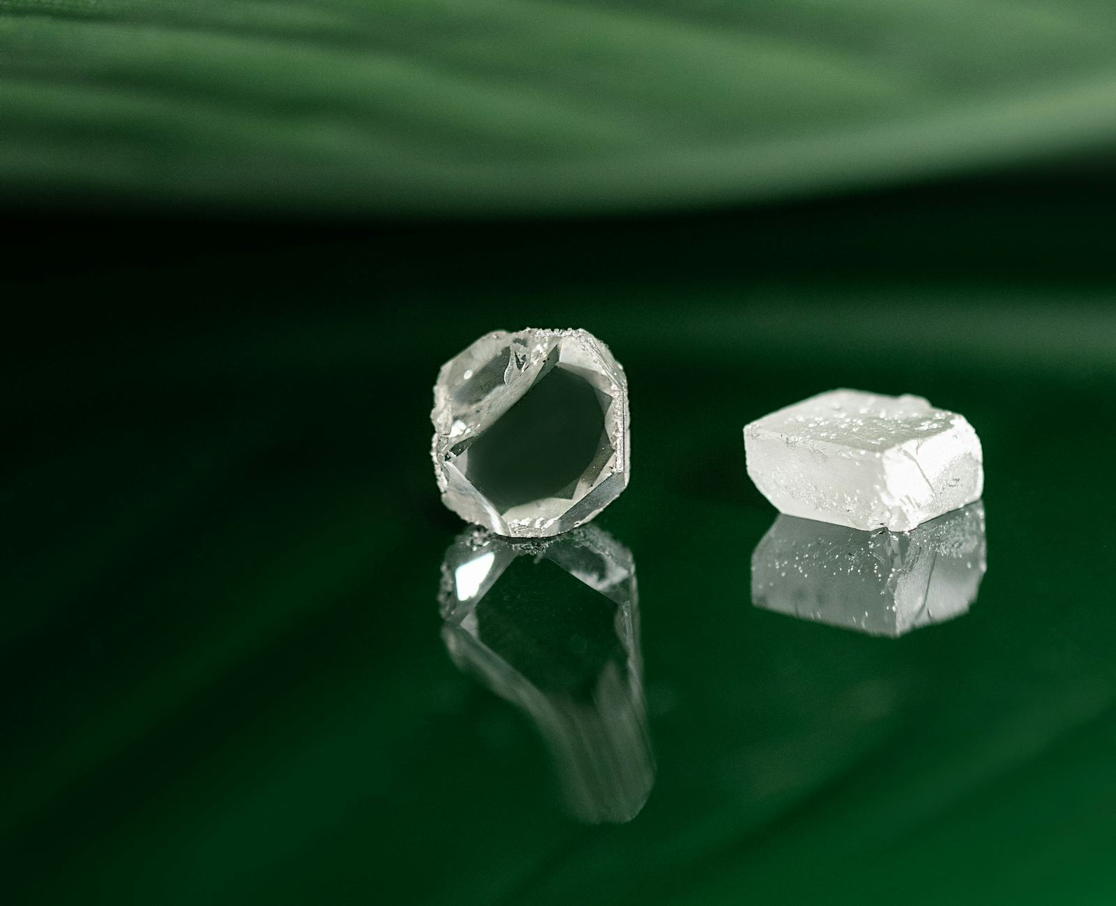 Cut for Youβ’ VRAI Created Diamonds