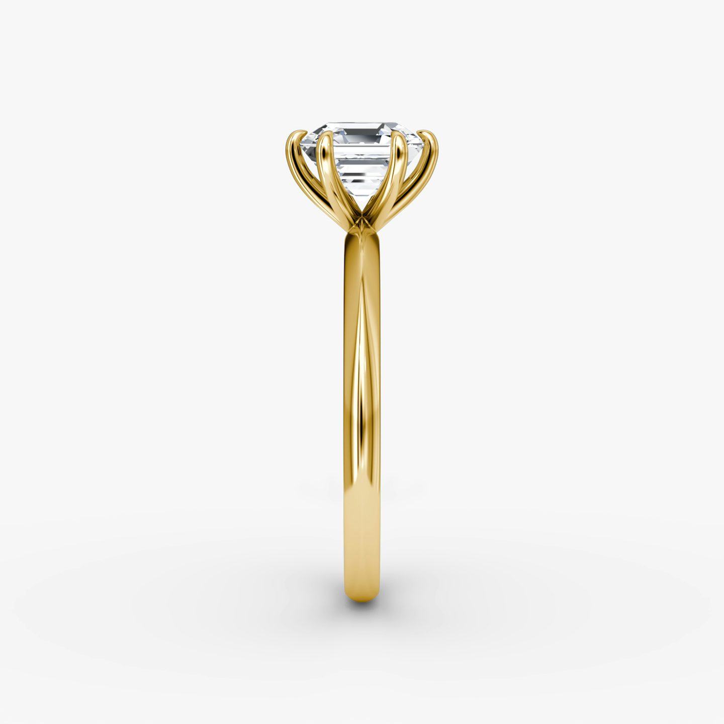 Anillo de compromiso Knife-Edge | Asscher | 18k | Oro amarillo de 18 quilates | Banda: Simple | Estilo de engaste: Simple | Orientación de diamante: vertical | Peso en quilates: Ver stock total