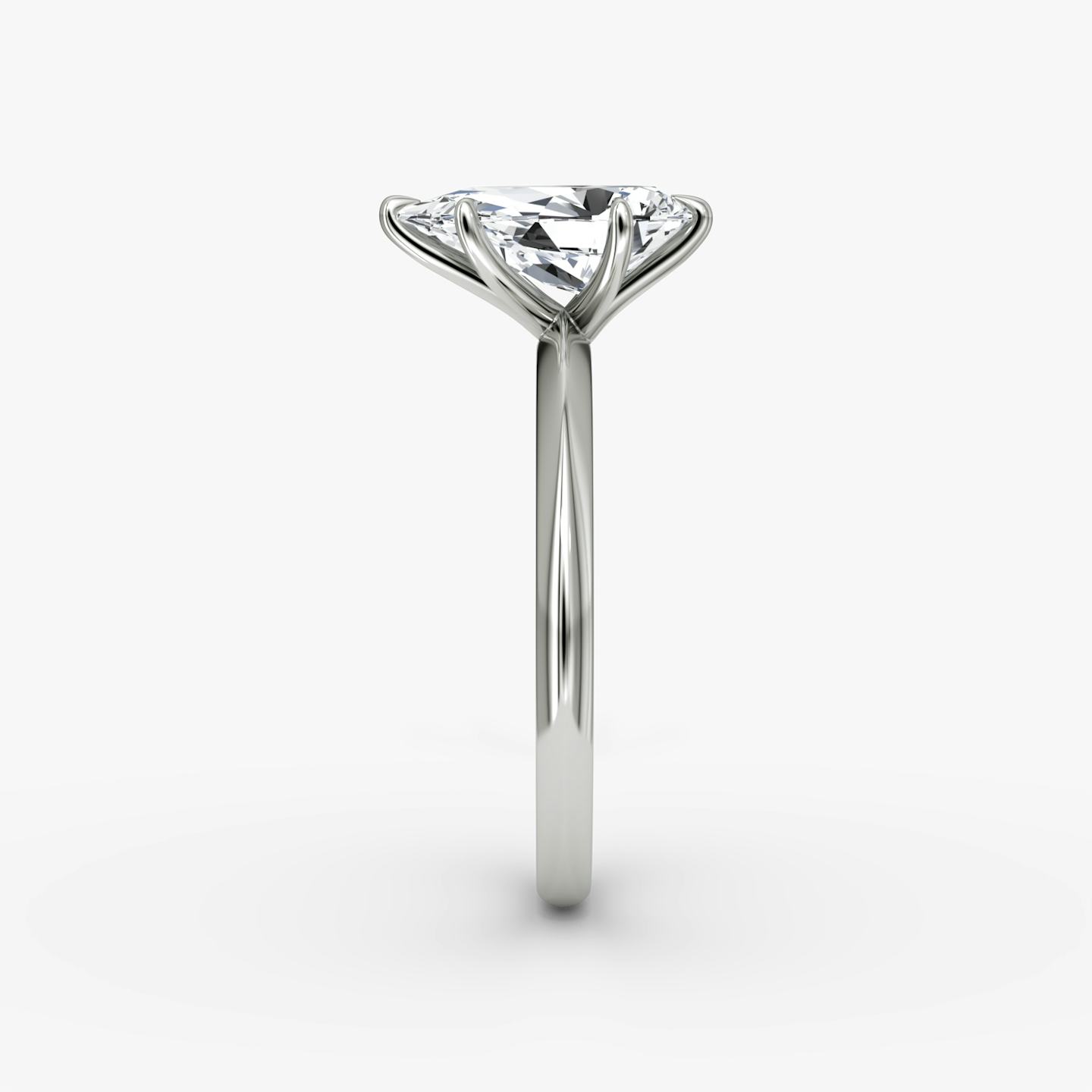 The Knife-Edge | Pear | 18k | 18k White Gold | Band: Plain | Setting style: Plain | Diamond orientation: vertical | Carat weight: See full inventory