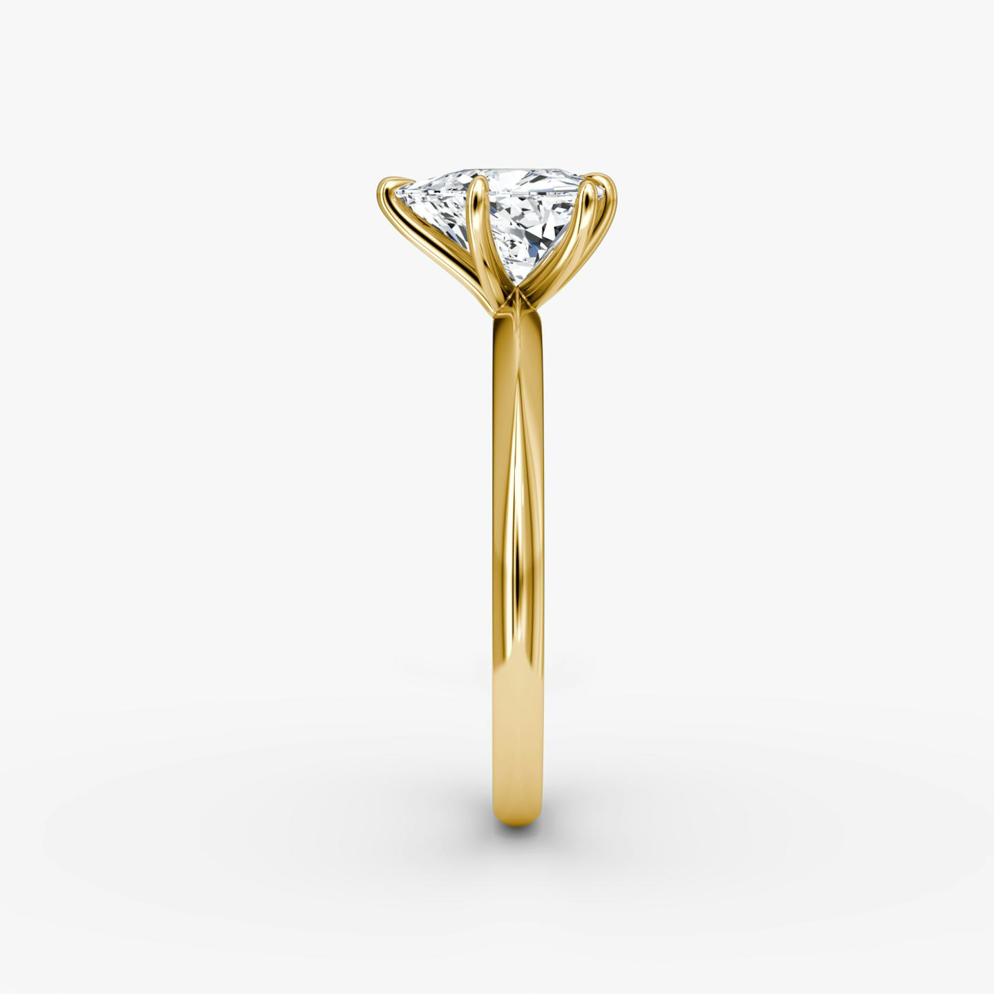 The Knife-Edge | Trillion | 18k | 18k Yellow Gold | Band: Plain | Setting style: Plain | Diamond orientation: vertical | Carat weight: See full inventory