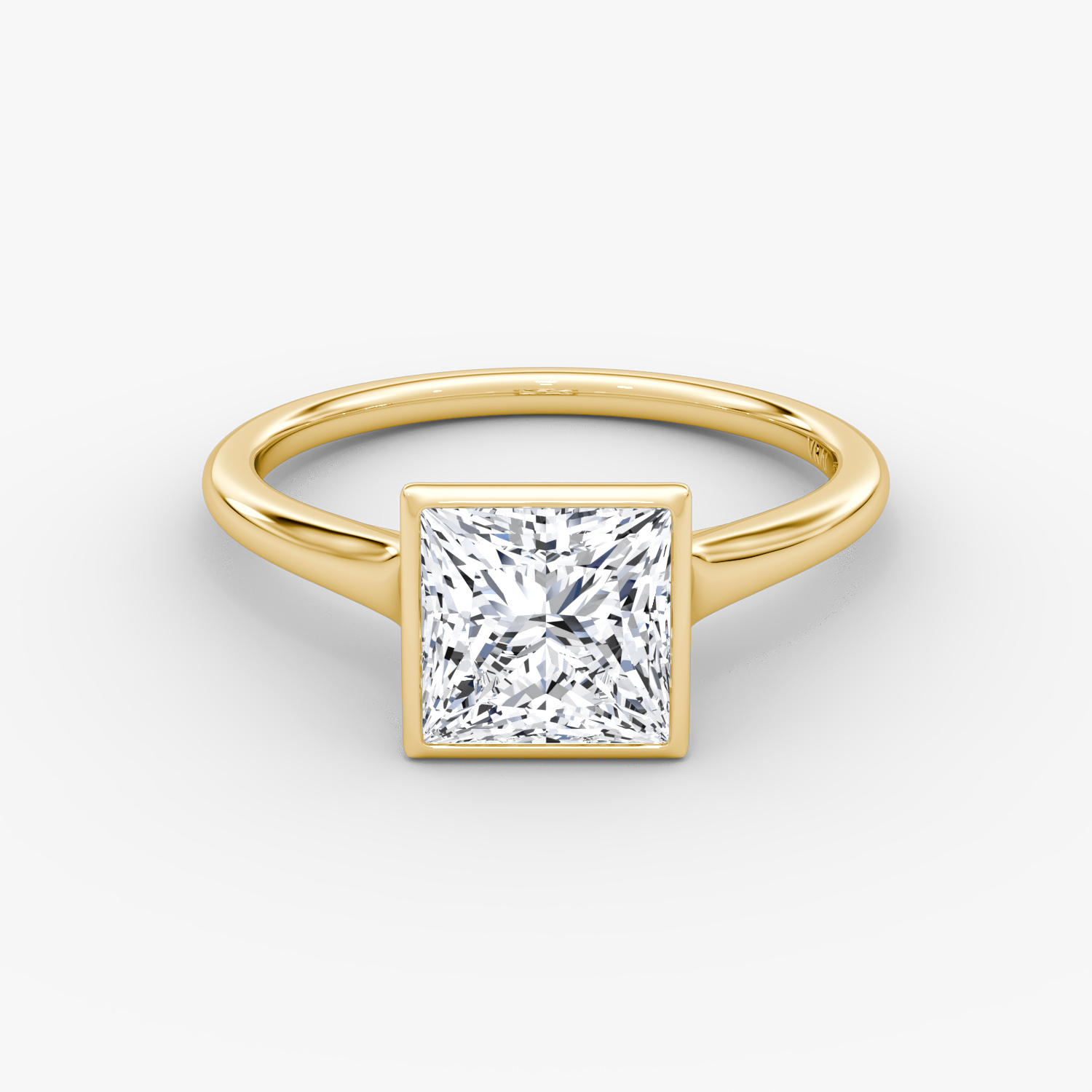 Flat Edge Bezel Princess Engagement Ring | 18k Yellow Gold