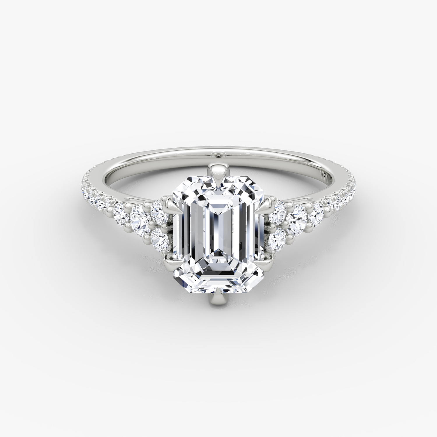 Round Cluster Heirloom Emerald Engagement Ring | Platinum