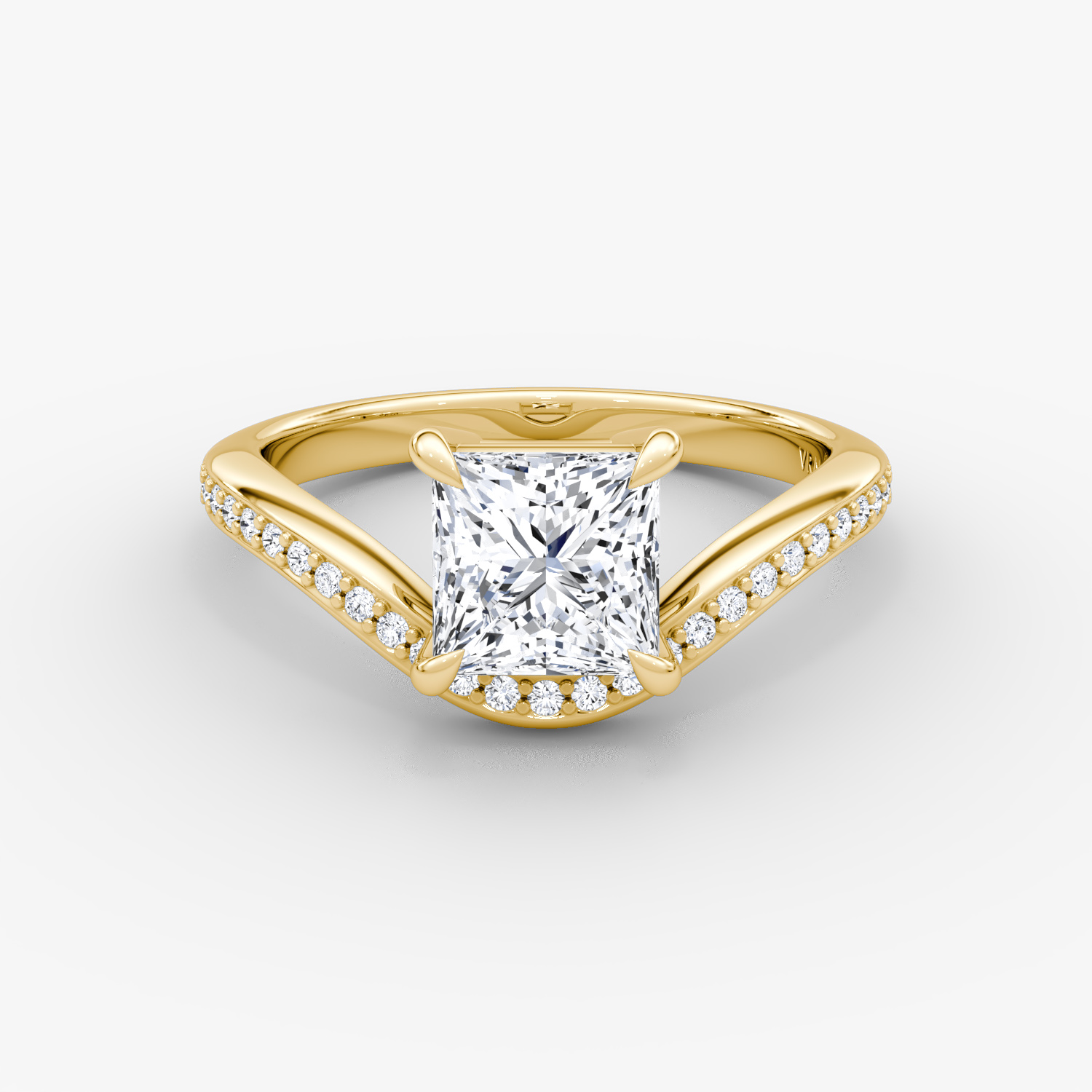 Curve Princess Engagement Ring | 18k Yellow Gold