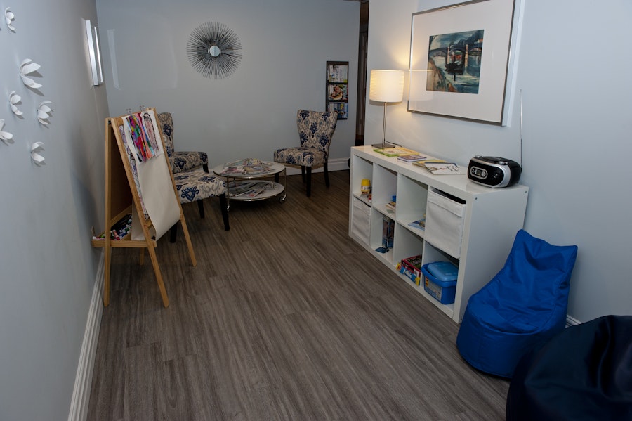 Photo of the Dr. Forbes & Associates assessment room